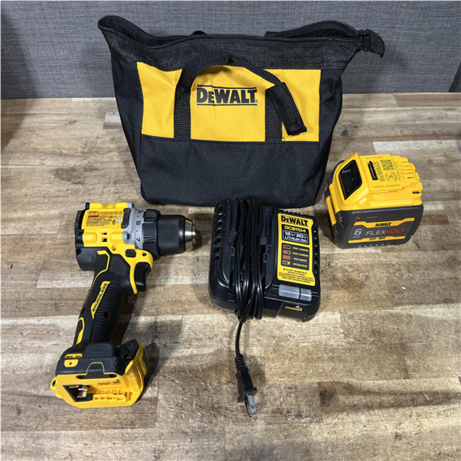 Houston Location AS-IS DEWALT 20V MAX XR Lithium-Ion Brushless Cordless 1/2 in. Drill/Driver Kit