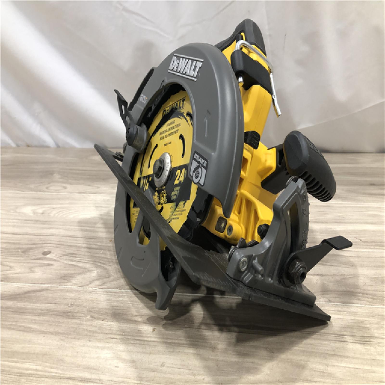 AS-IS DeWALT Flexvolt Max 7-1/4 60V Circular Saw (Tool Only)
