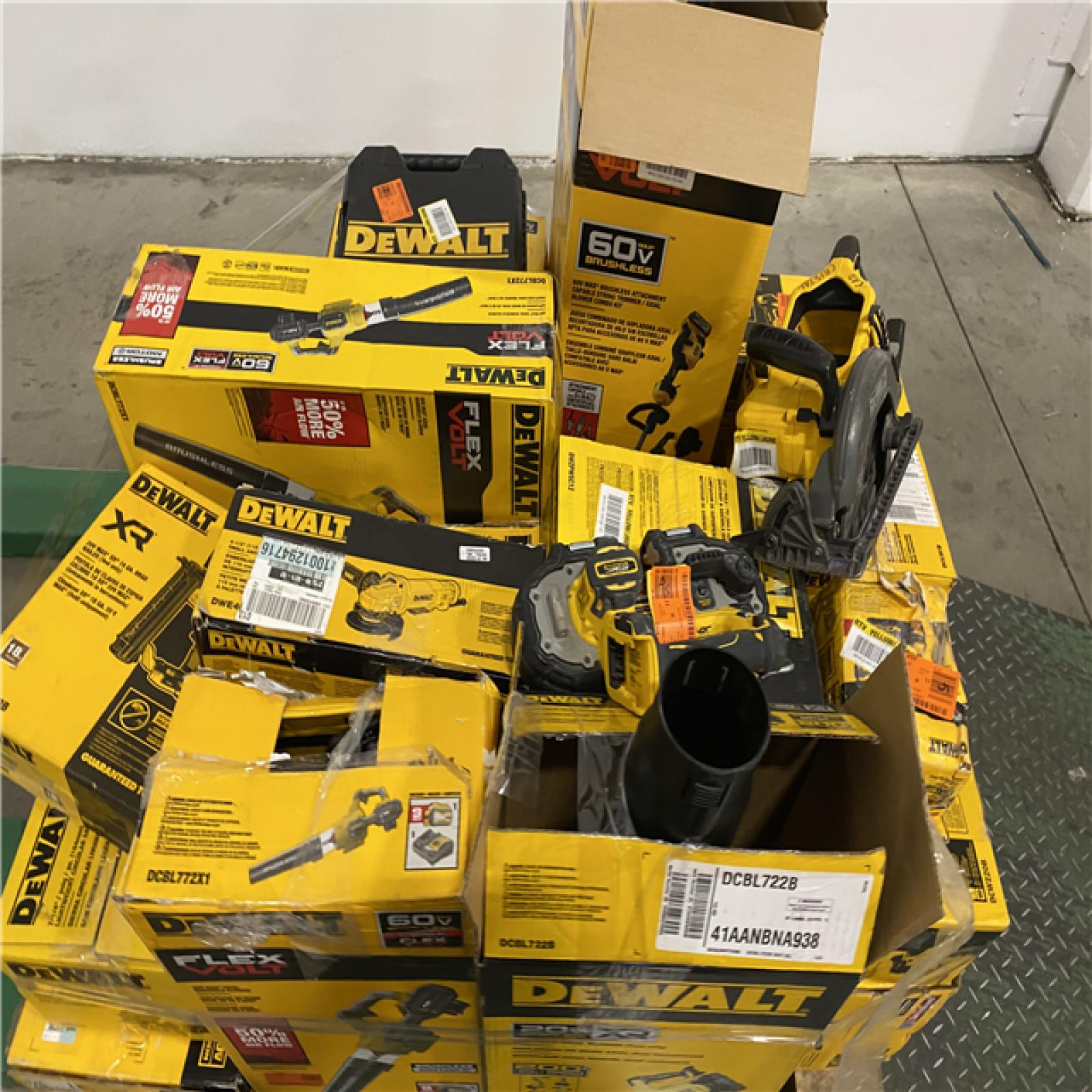 Dallas Location - As-Is DEWALT Tool Pallet