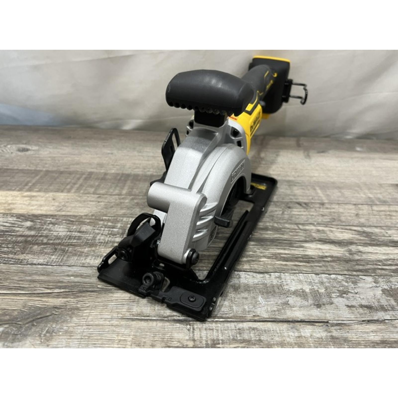 AS-IS DEWALT ATOMIC 20V MAX Cordless Brushless 4-1/2 in. Circular Saw (Tool Only)