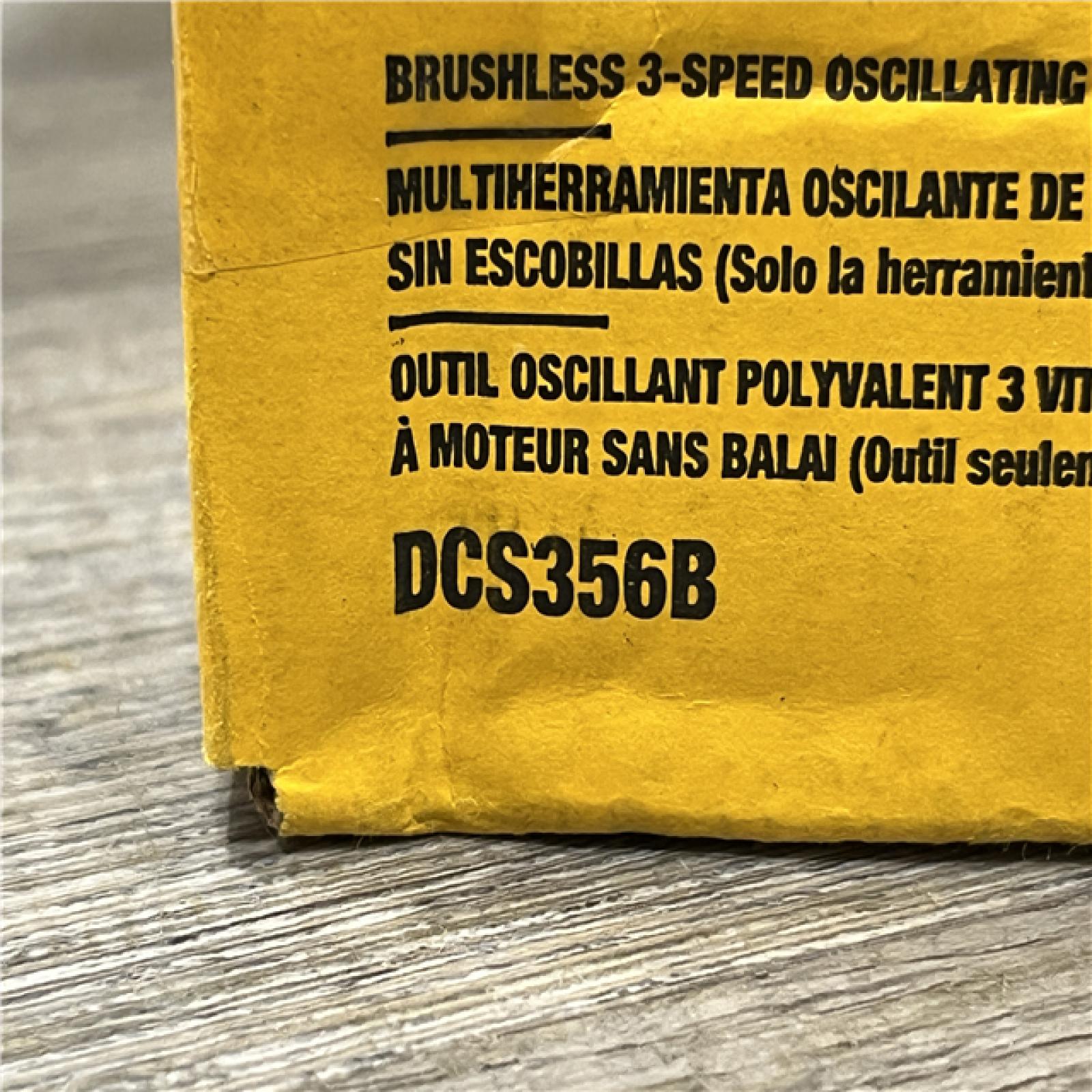 NEW - DEWALT 20V MAX XR Cordless Brushless 3-Speed Oscillating Multi Tool (Tool Only)
