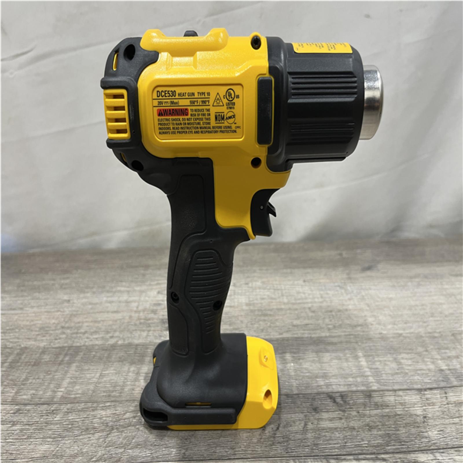 AS-IS DEWALT 20V MAX Cordless Compact Heat Gun with Flat and Hook Nozzle Attachments