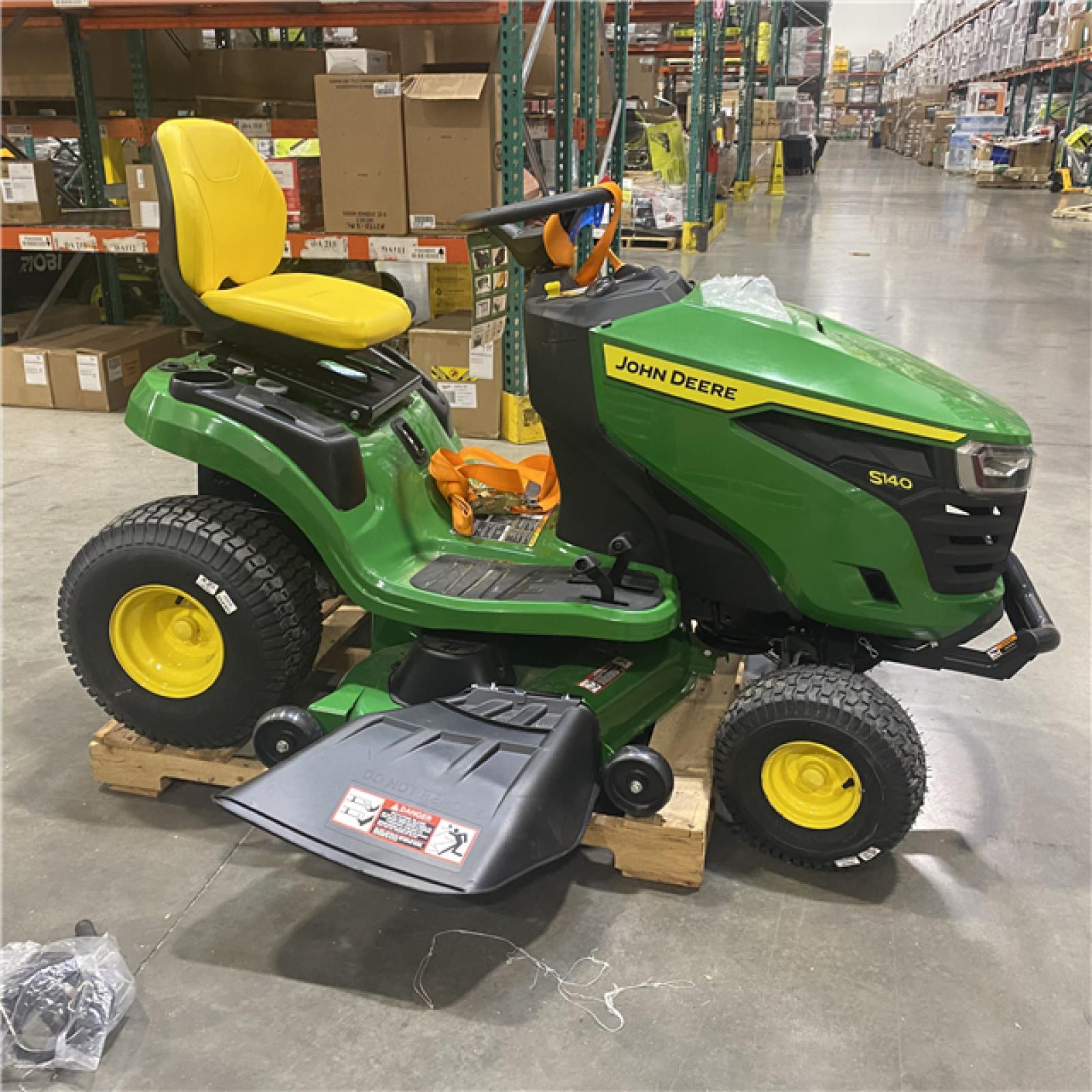 Dallas Location - As-Is John Deere S140 lawn tractor - mowers
