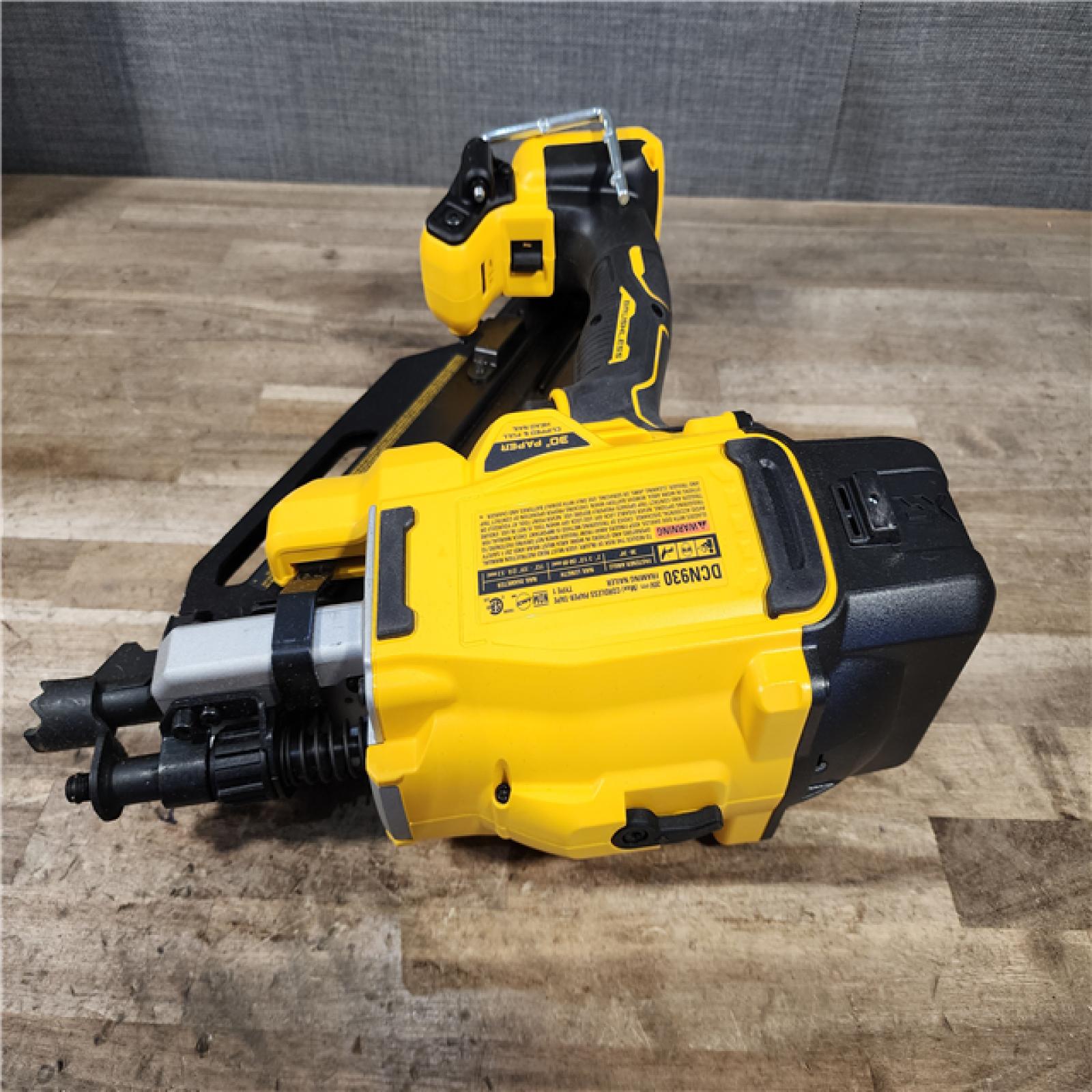 HOUSTON LOCATION - AS-IS DEWALT 20V 30 Degree Cordless Framing Nailer (Tool-Only)