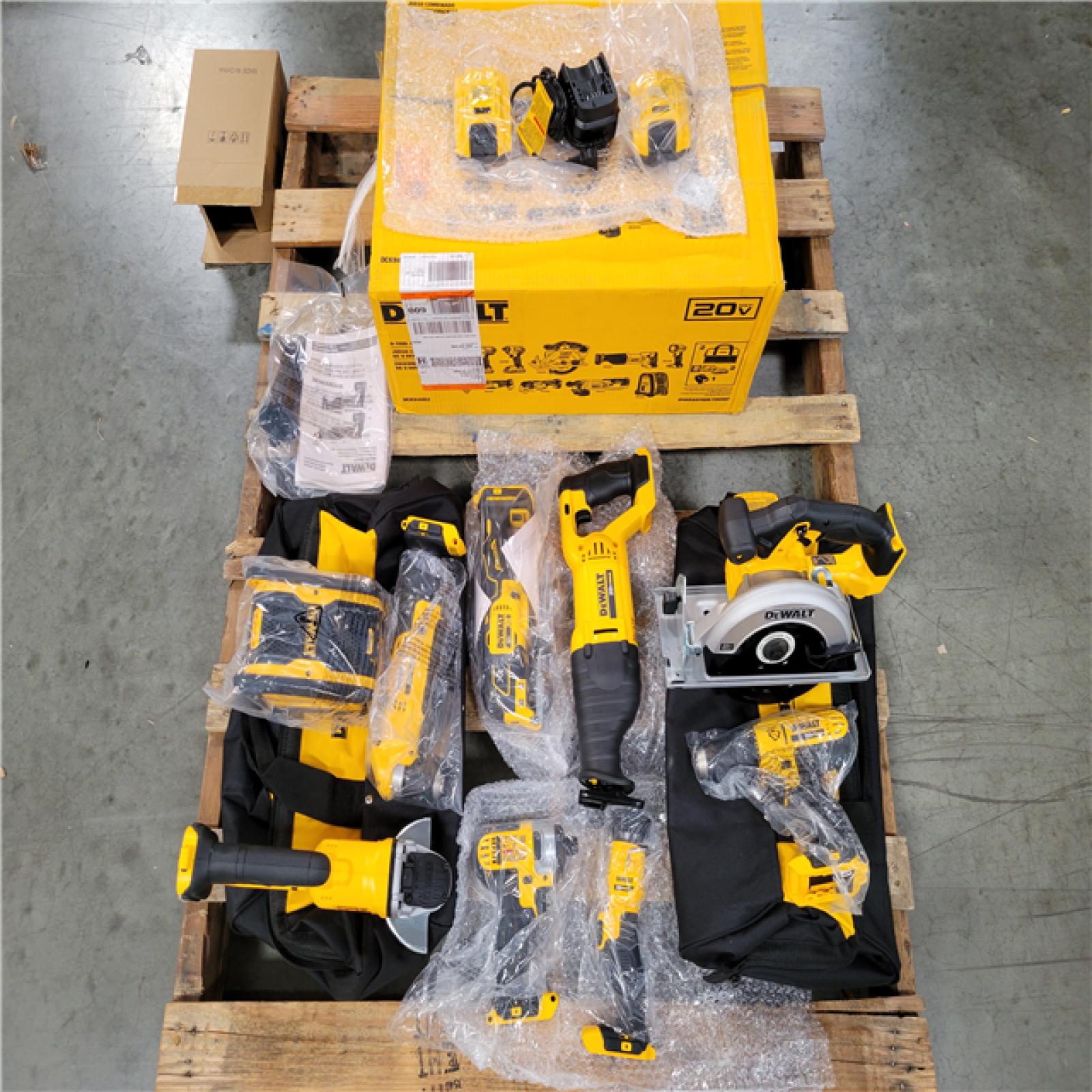 CALIFORNIA AS-IS DEWALT 9 TOOL COMBO KIT
