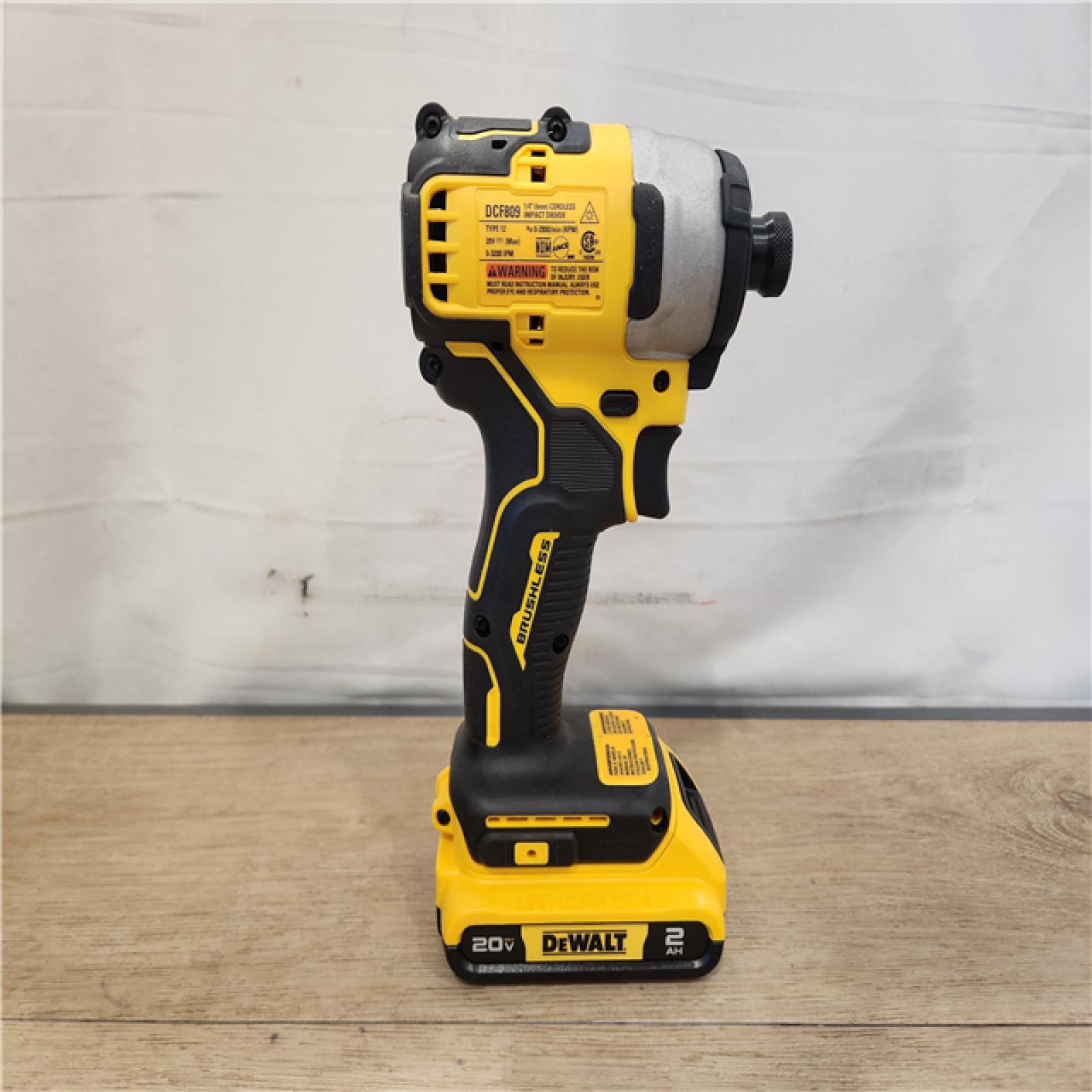 AS-IS- DEWALT ATOMIC 20V MAX* Brushless Cordless Compact 1/4 in. Impact Driver Kit
