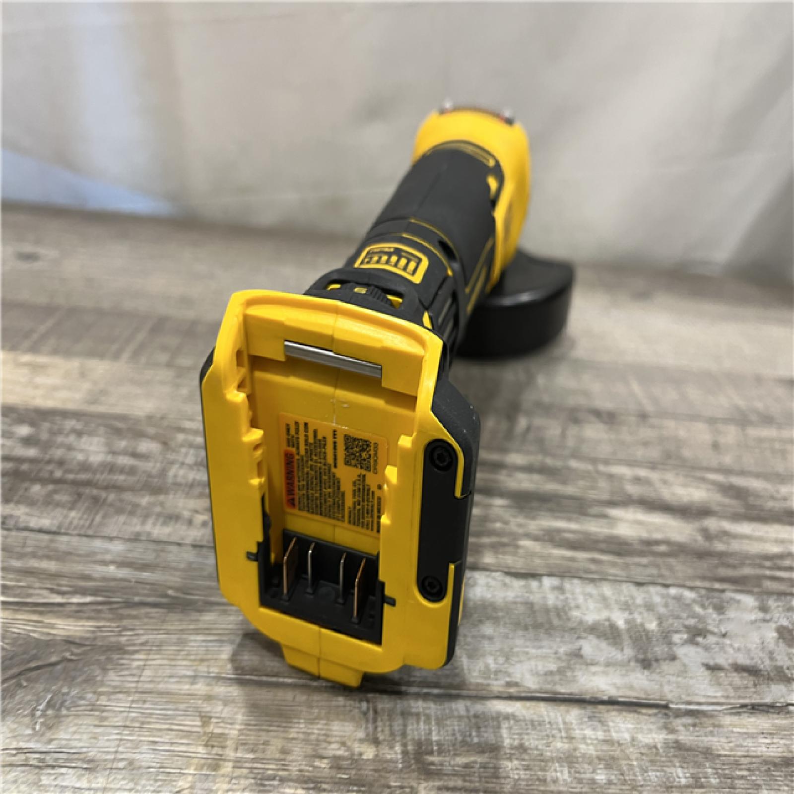 AS-IS DEWALT 20V XR Cordless 4-1/2. in. to 5 in. Variable Speed Angle Grinder (Tool Only)