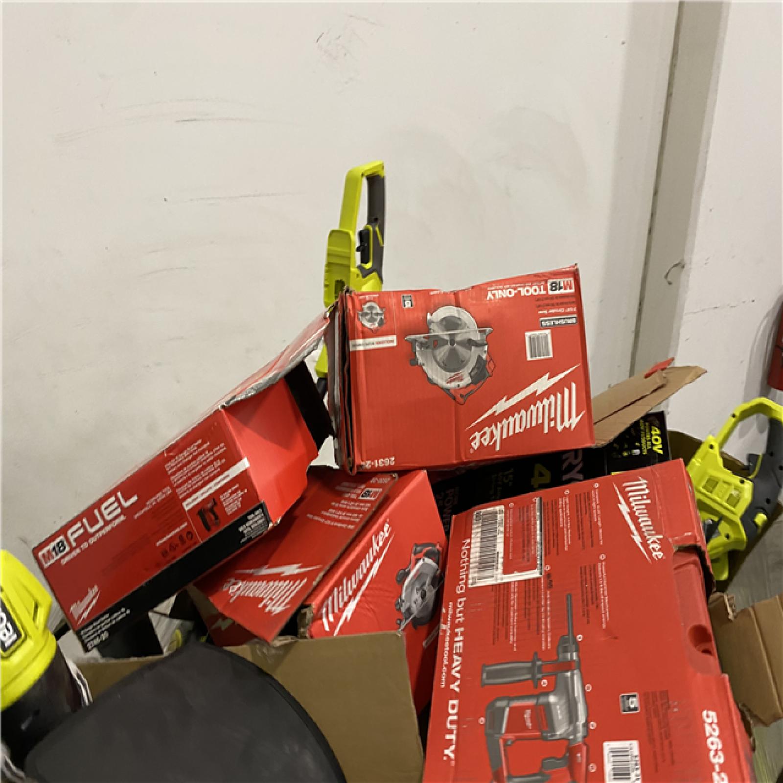 Dallas Location - As-Is Tool Pallet