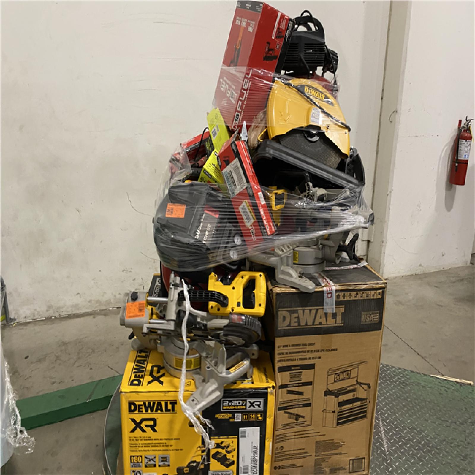 Dallas Location - As-Is Tool Pallet