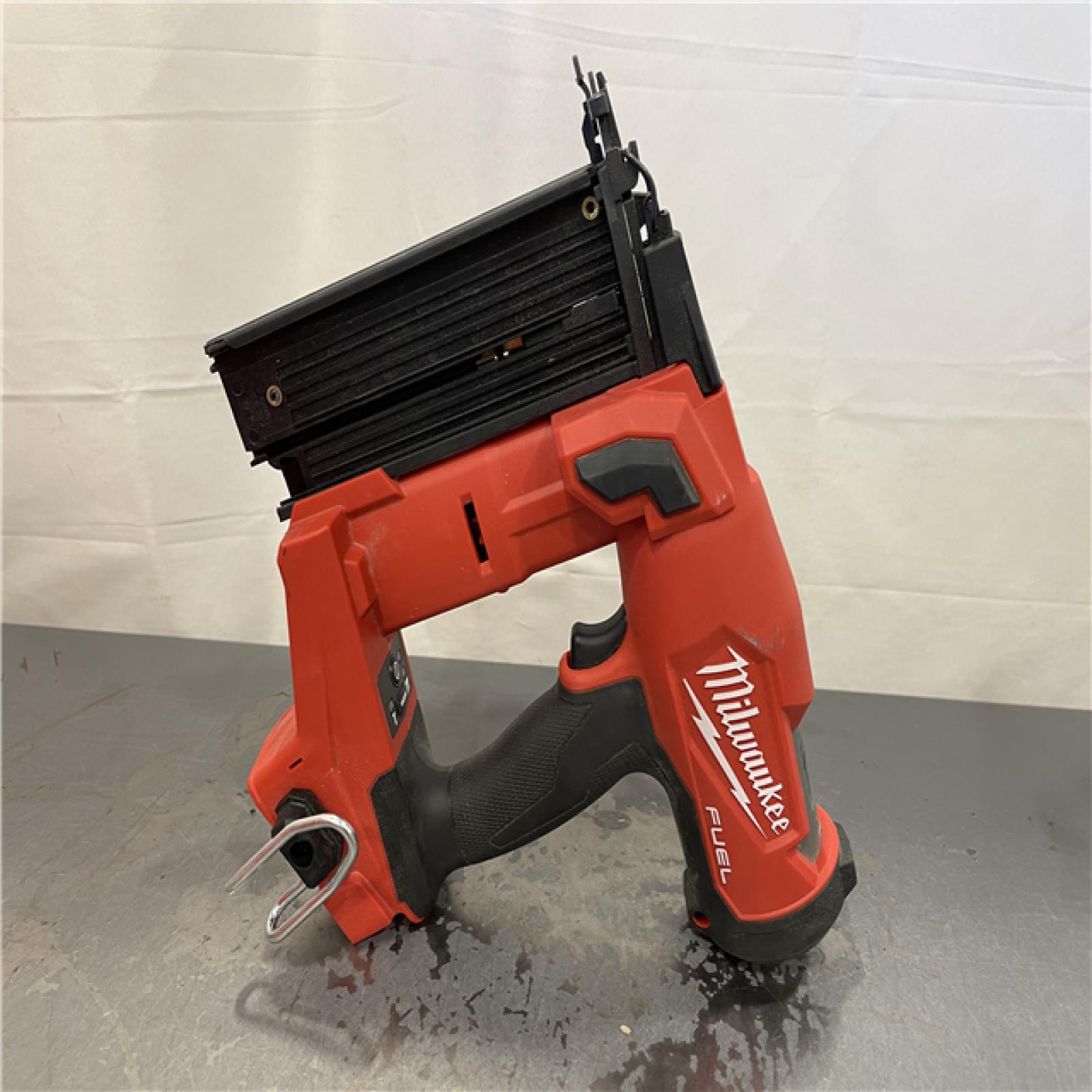AS-IS - Milwaukee M18 FUEL 18-Volt Lithium-Ion Brushless Cordless Gen II 18-Gauge Brad Nailer