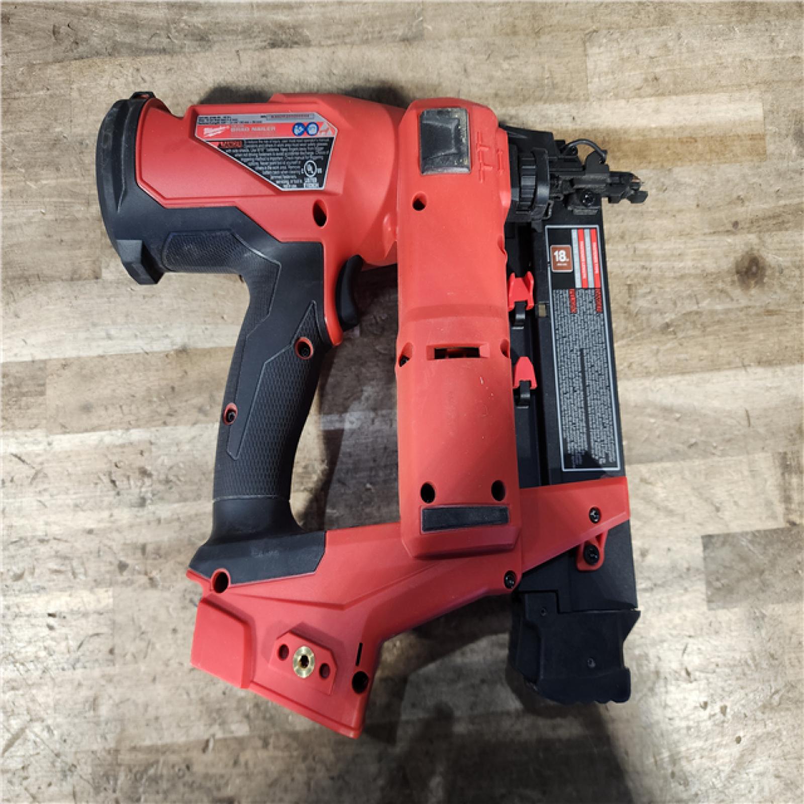 HOUSTON LOCATION - AS-IS Milwaukee FUEL 18-Volt Lithium-Ion Brushless Cordless Gen II 18-Gauge Brad Nailer (Tool-Only)