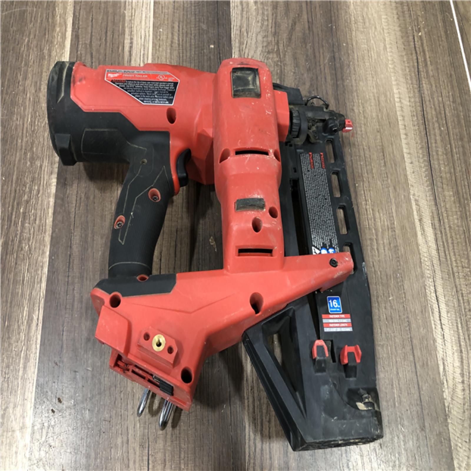 AS-IS Milwaukee FUEL 18-Volt Lithium-Ion Brushless Cordless Gen ll 16-Gauge Straight Finish Nailer (Tool Only)