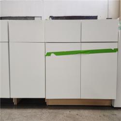 Phoenix Location AS-IS 8 Piece Kitchen Cabinets and Drawers Pallet (Side by Side 17' 3)