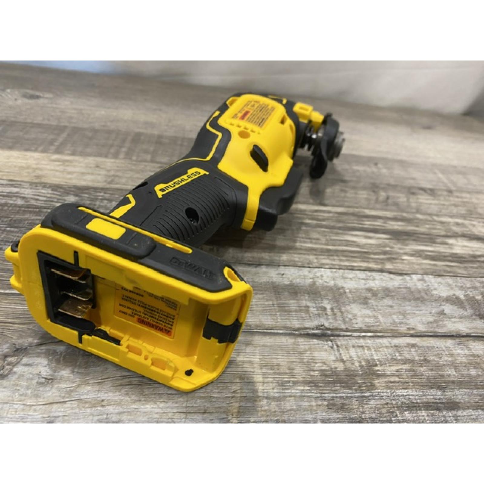 AS-IS DEWALT ATOMIC 20V MAX Cordless Brushless Oscillating Multi Tool (Tool Only)
