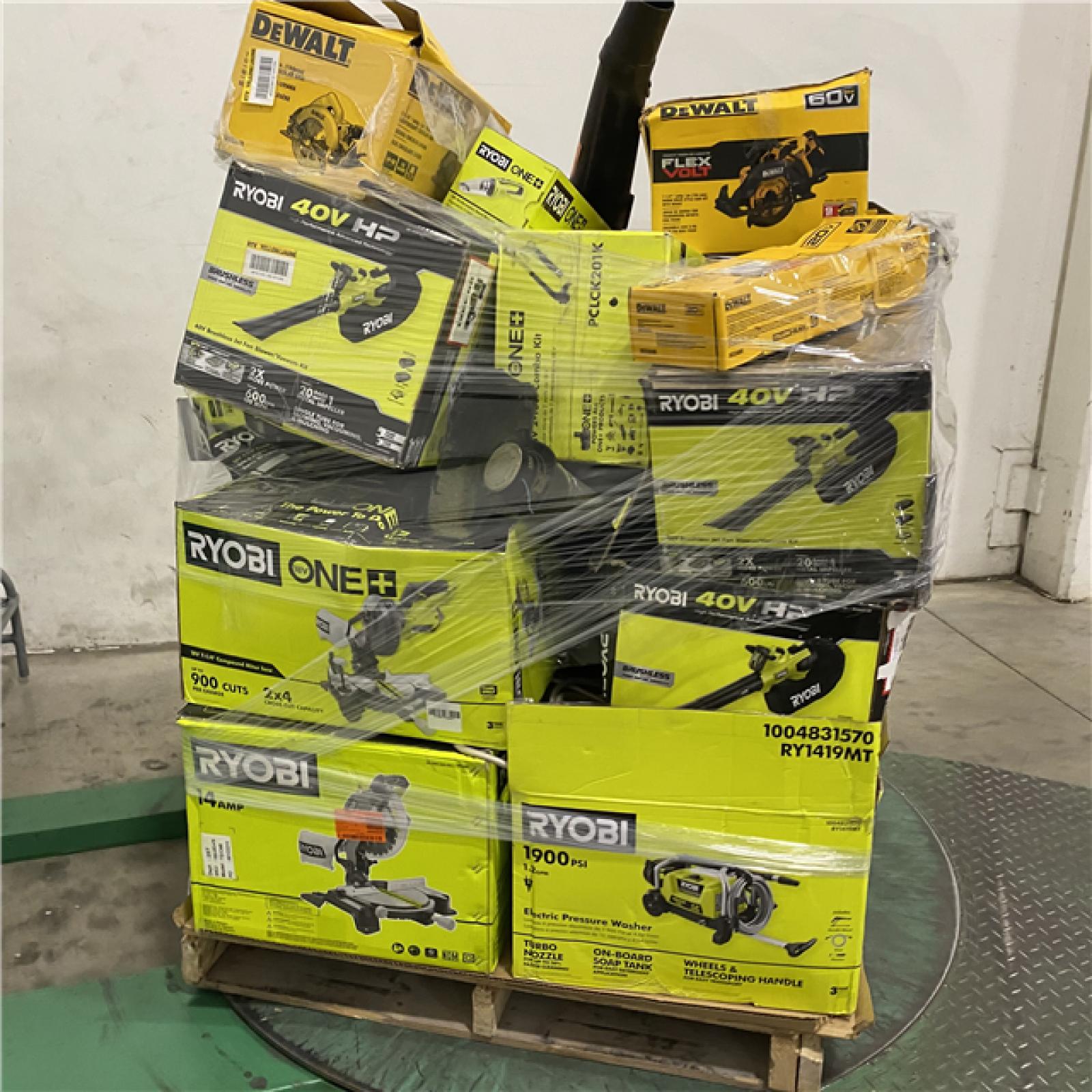 Dallas Location - As-Is Tool Pallet