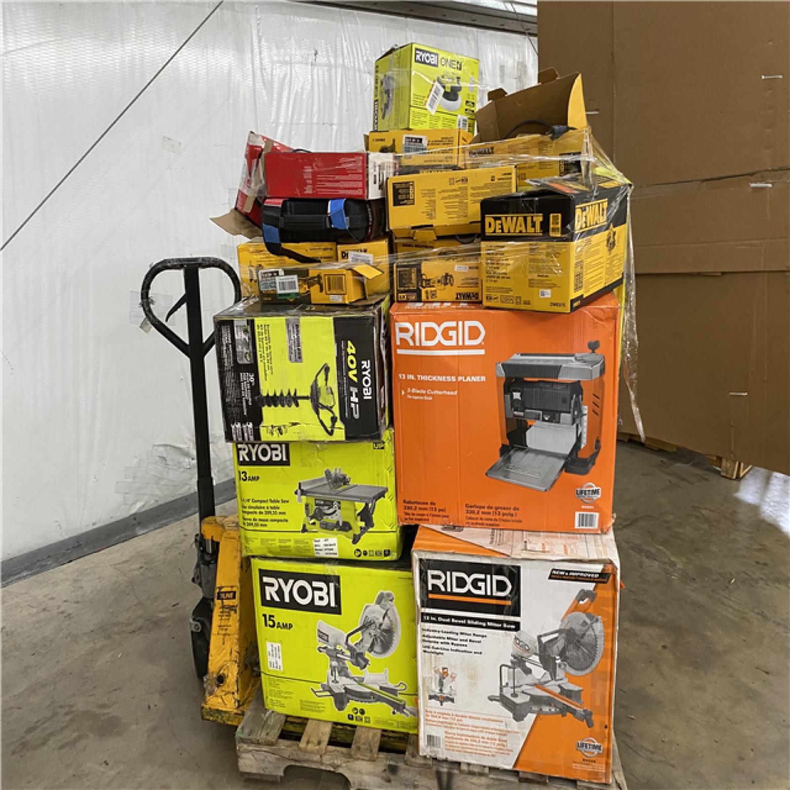 Houston Location AS IS - Tool Pallet