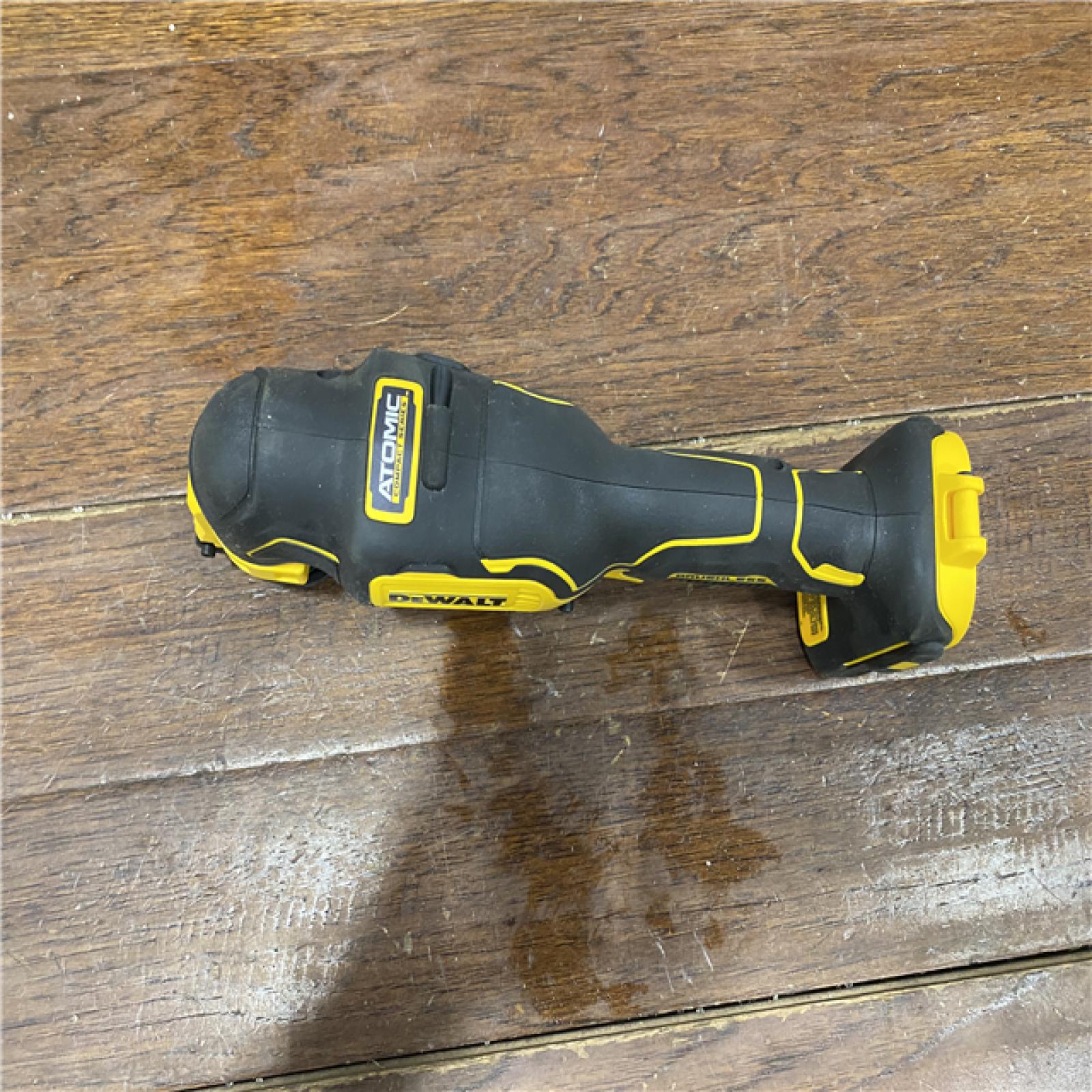 AS-IS ATOMIC 20V MAX Cordless Brushless Oscillating Multi Tool (Tool Only)