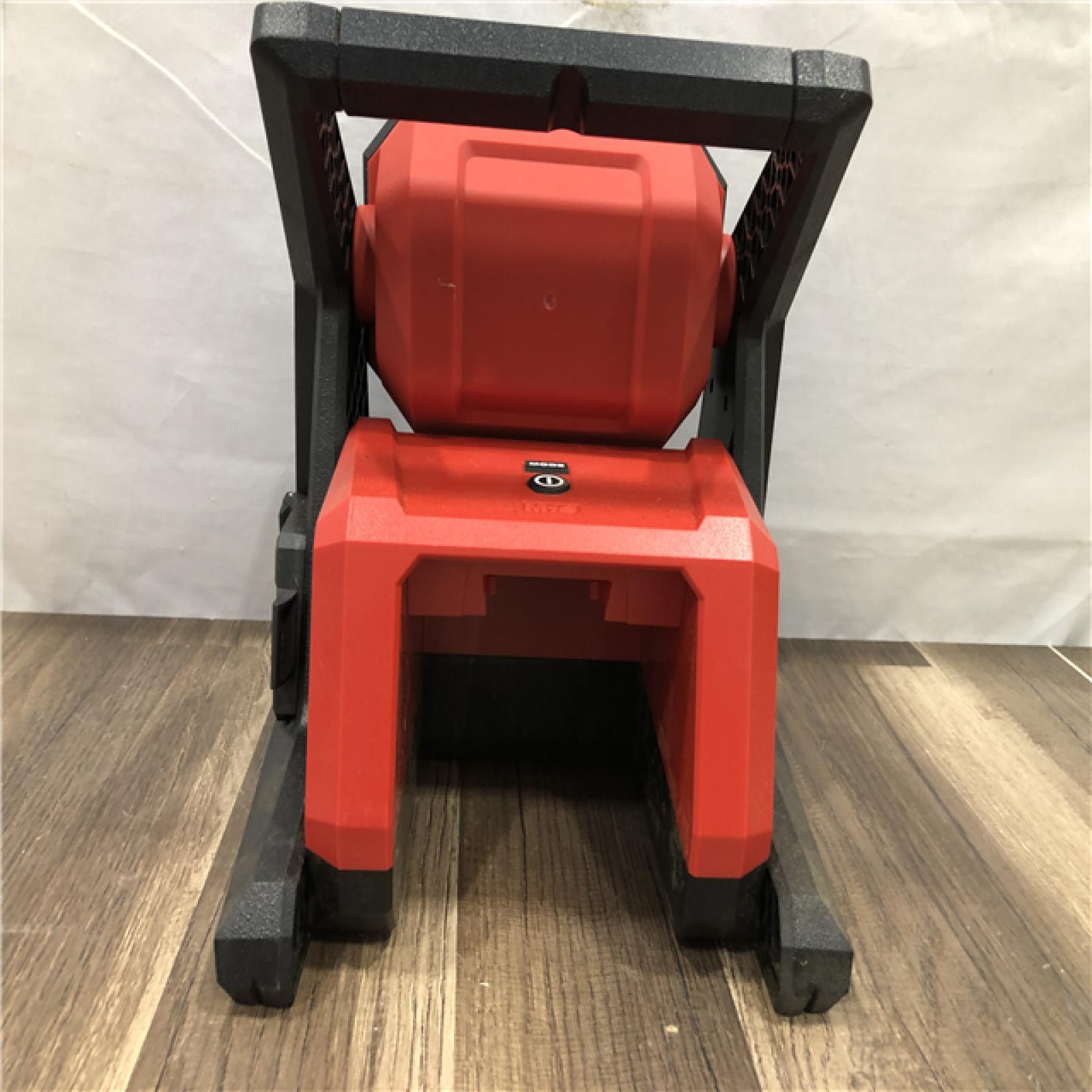 AS-IS Milwaukee GEN-2 18-Volt Lithium-Ion Cordless 4000 Lumens ROVER LED AC/DC Flood Light (Tool-Only)