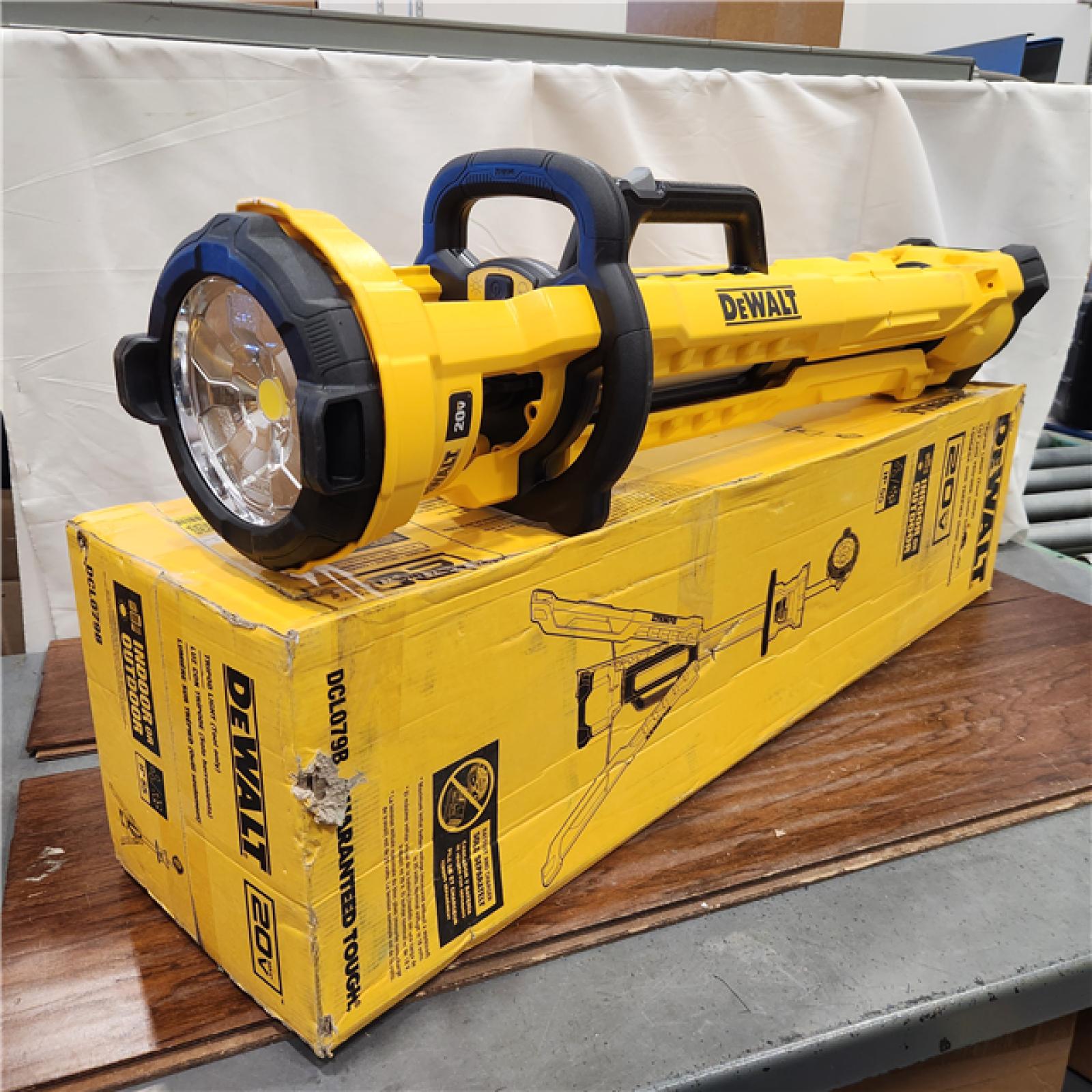 AS-IS DEWALT DCL079B LED Tripod Light, 20V MAX