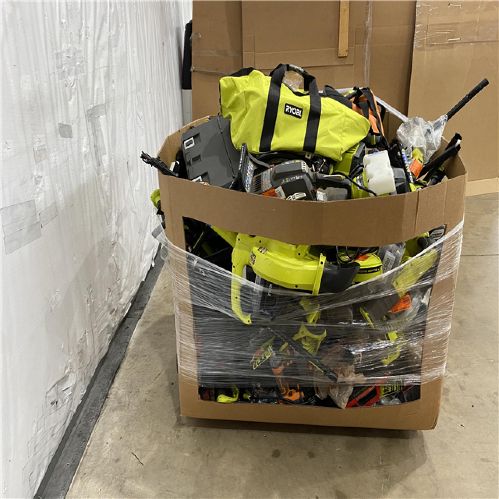 Houston Location AS IS - Tool Pallet