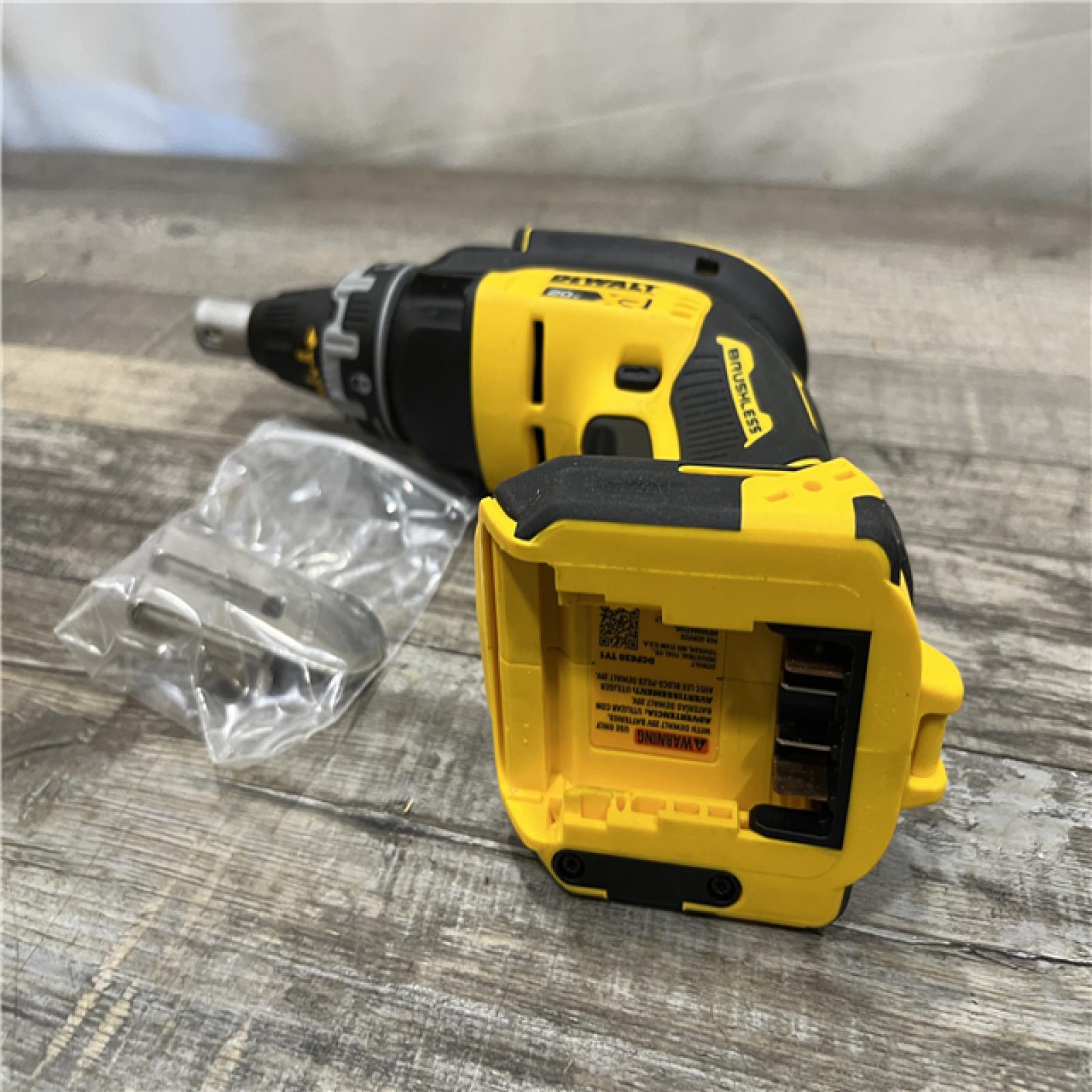 AS-IS DEWALT XR 20V MAX Lithium-Ion Cordless Brushless Screw Gun (Tool Only)