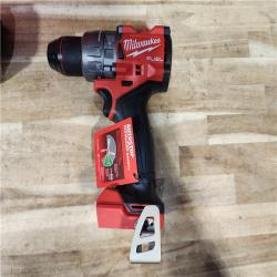 HOUSTON LOCATION - AS-IS (APPEARS LIKE NEW) Milwaukee FUEL 18V Lithium-Ion Brushless Cordless 1/2 in. Hammer Drill Driver Kit