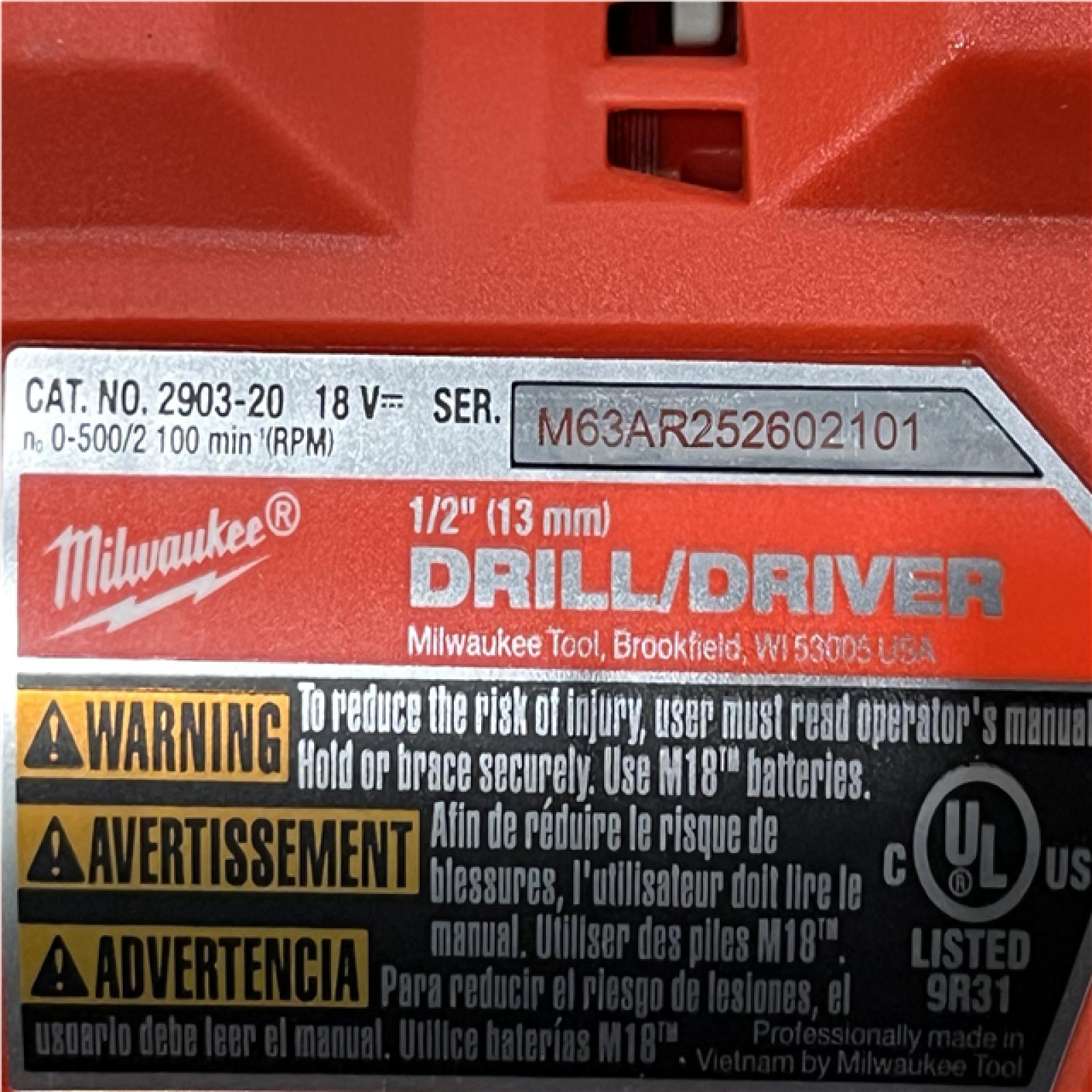 AS-IS Milwaukee FUEL 18V Lithium-Ion Brushless Cordless 1/2 in. Drill/Driver Kit