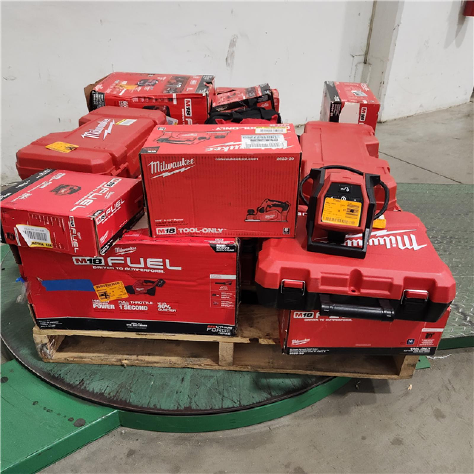 Dallas Location - As-Is MILWAUKEE Tool Pallet