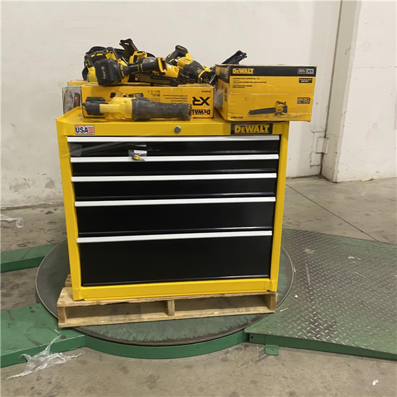 Dallas Location - As-Is DEWALT Tool Pallet