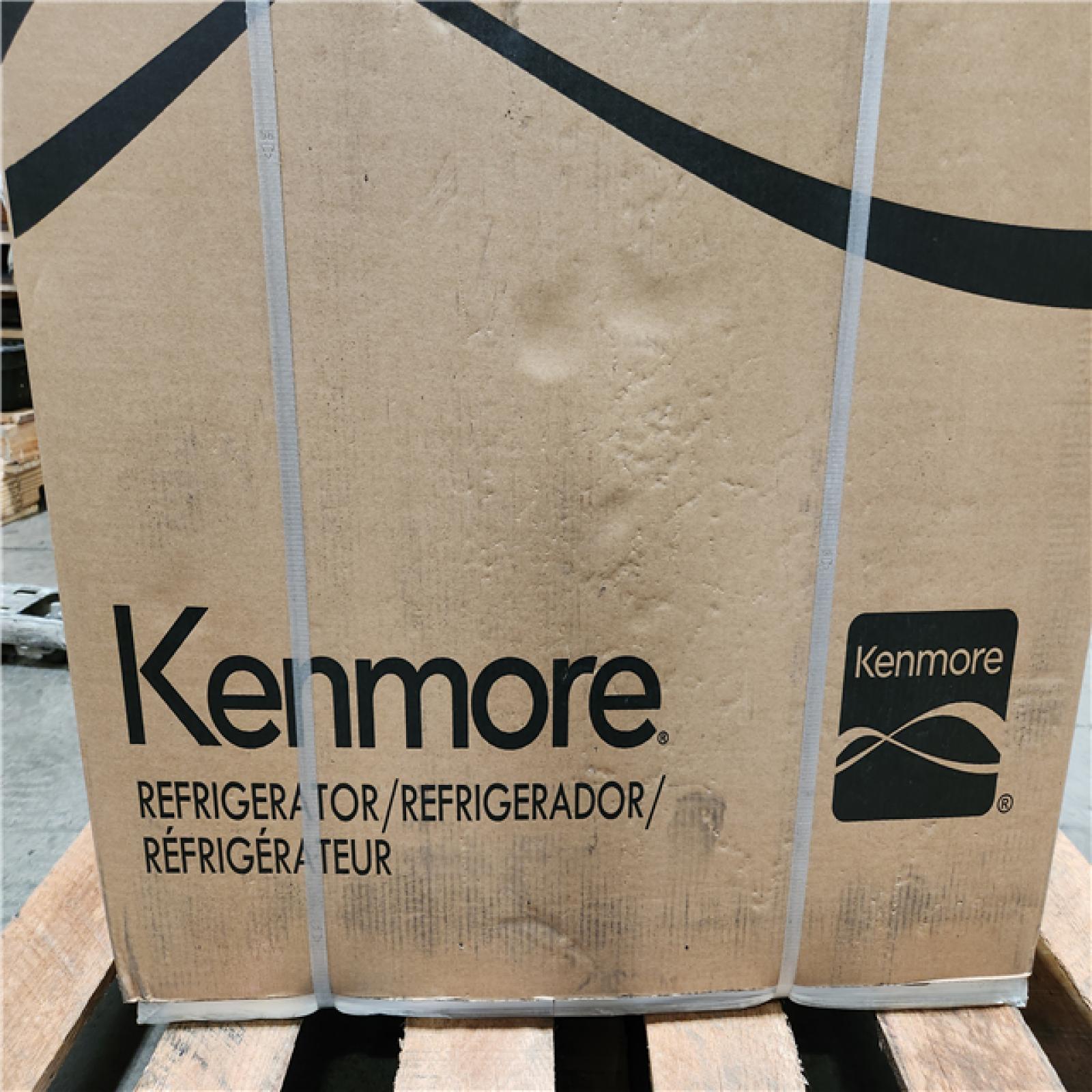 Phoenix Location NEW KENMORE 30 in. Wide 18.1 cu. ft. Top Freezer Refrigerator in Black with Installed Icemaker