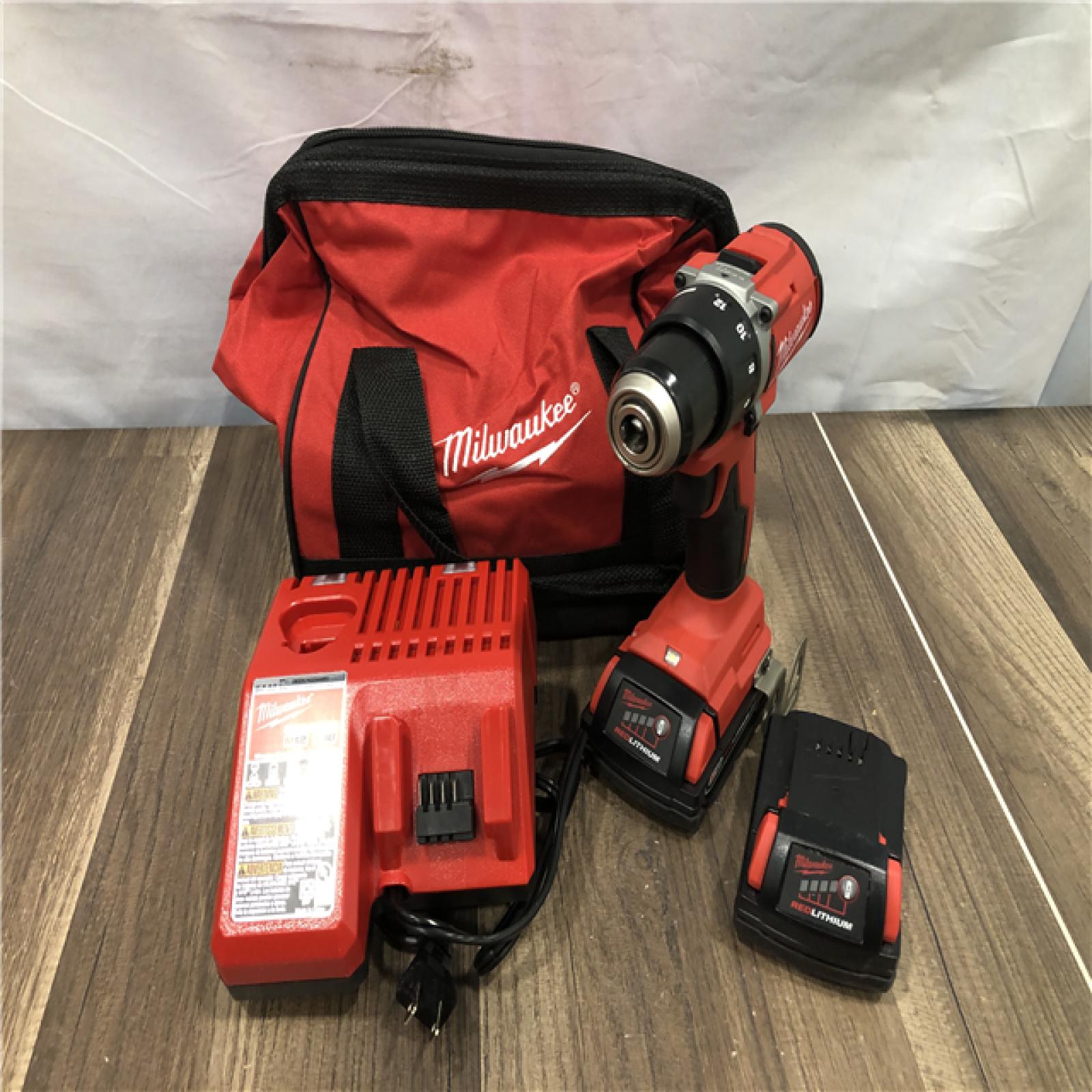 AS-IS Milwaukee 18V Lithium-Ion Brushless Cordless 1/2 in. Compact Drill/Driver Kit