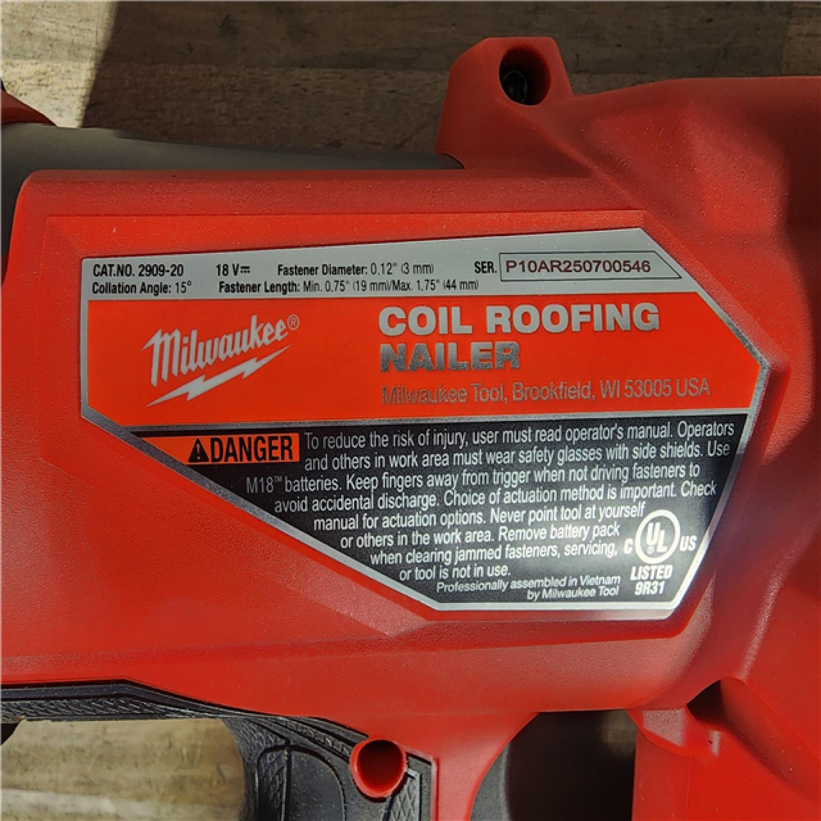 HOUSTON LOCATION - AS-IS (APPEARS LIKE NEW) Milwaukee M18 FUEL Coil Roofing Nailer (TOOL ONLY)