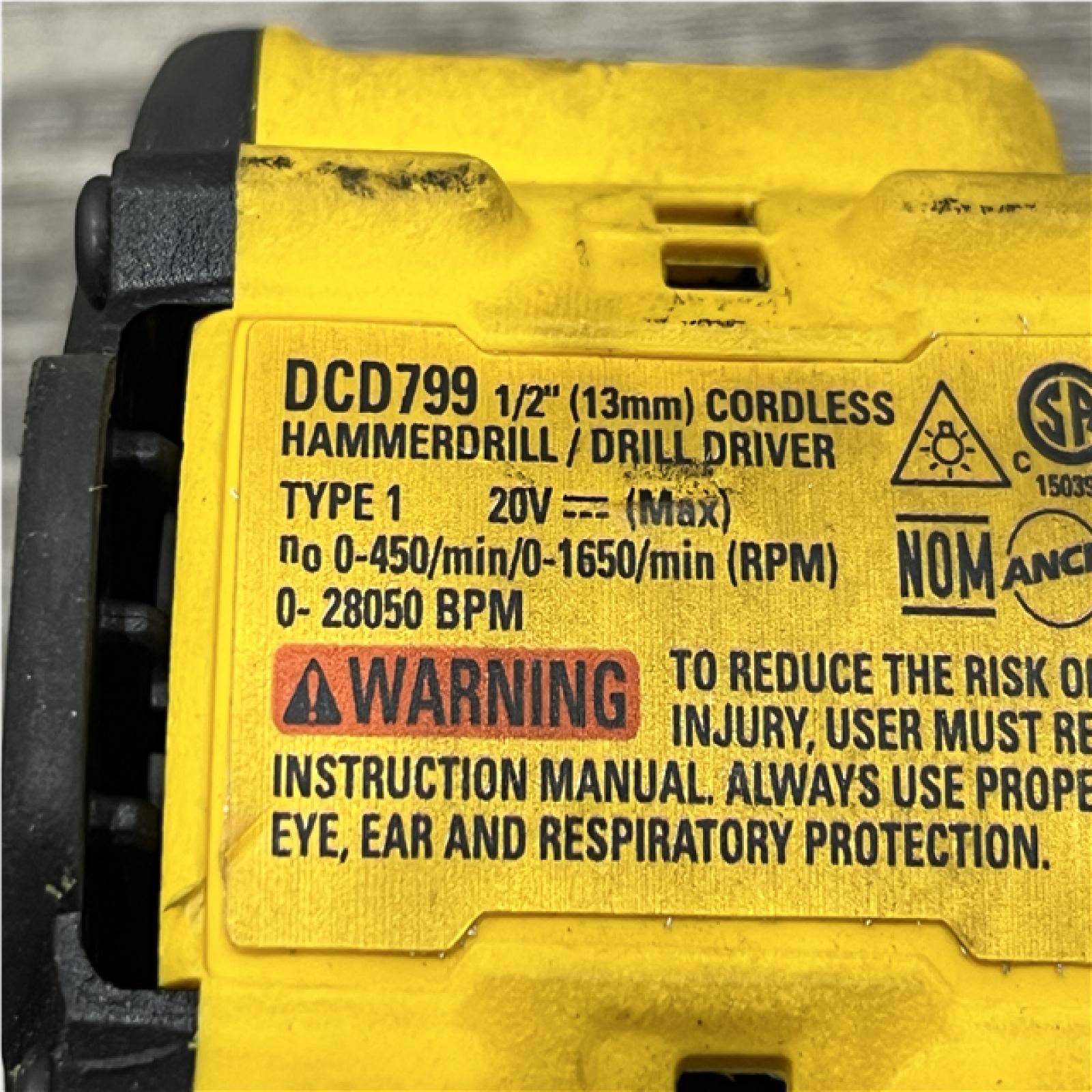 AS-IS DEWALT ATOMIC 20V Lithium-Ion Cordless 1/2 in. Hammer Drill Kit