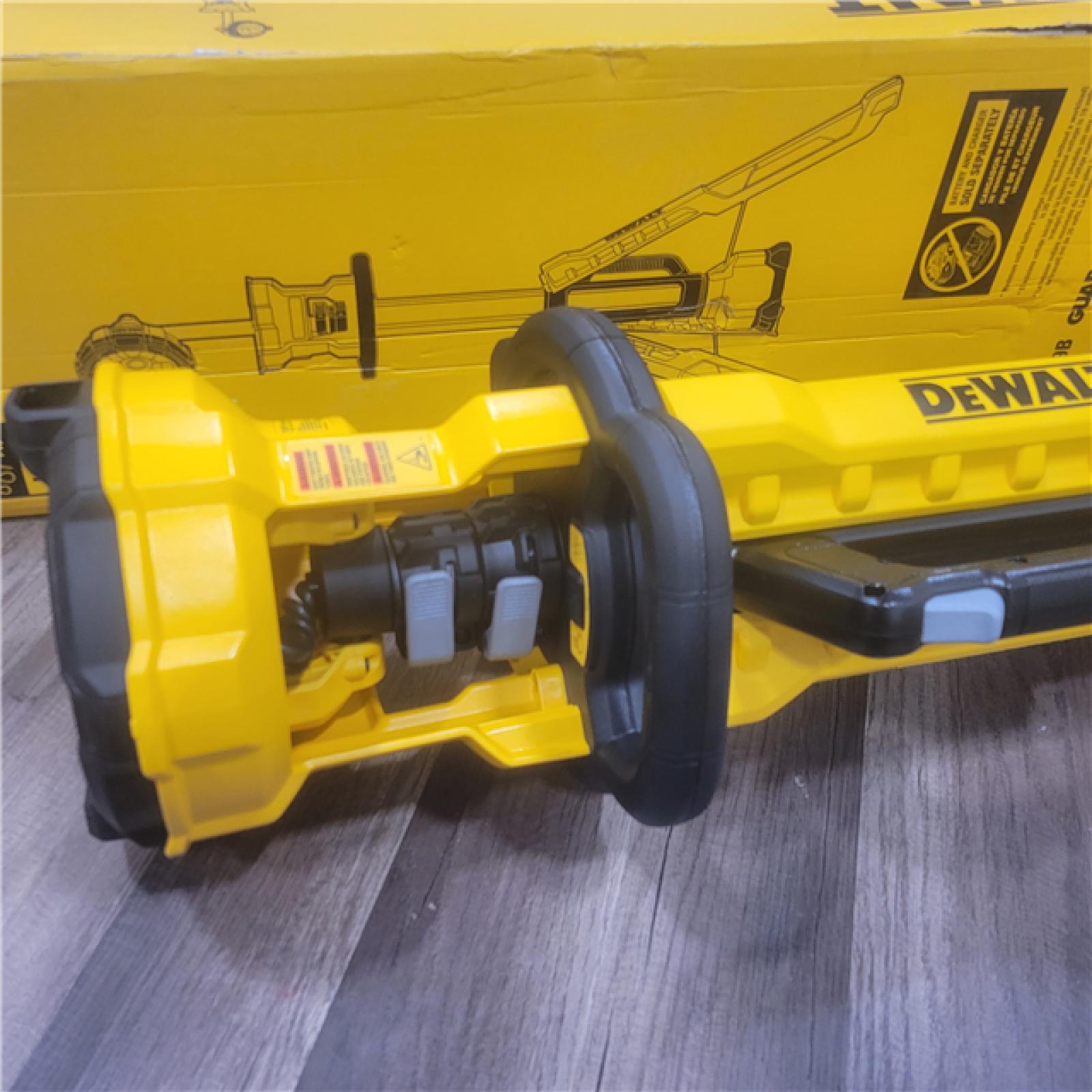 AS-IS DEWALT 20V MAX 3000 Lumens Tripod Jobsite Light (Tool-Only)