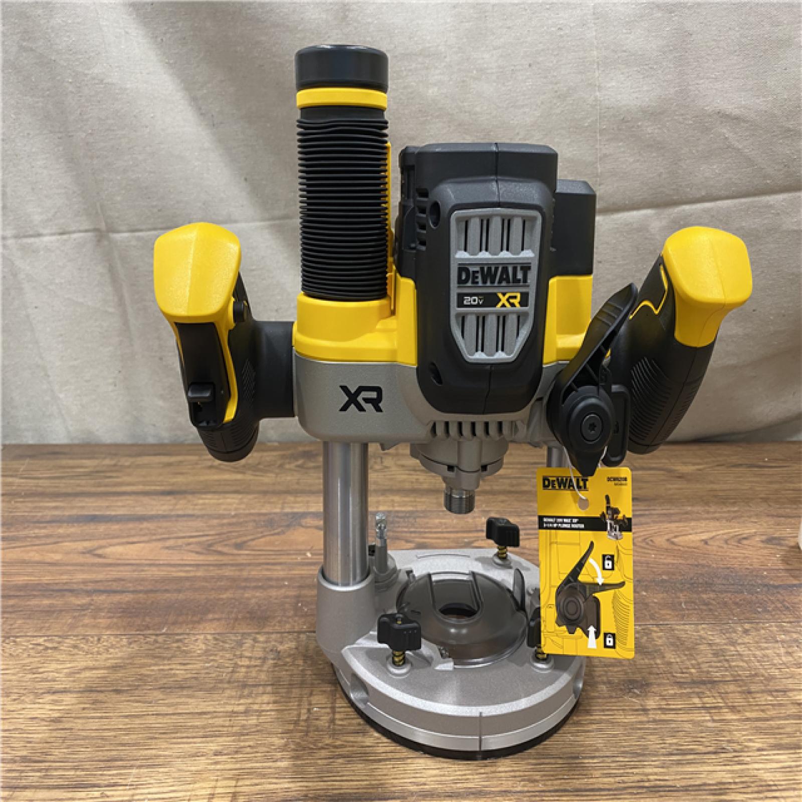 AS-IS Dewalt 20V MAX XR 2-1/4 Peak HP Brushless Cordless Plunge Router (Tool Only)