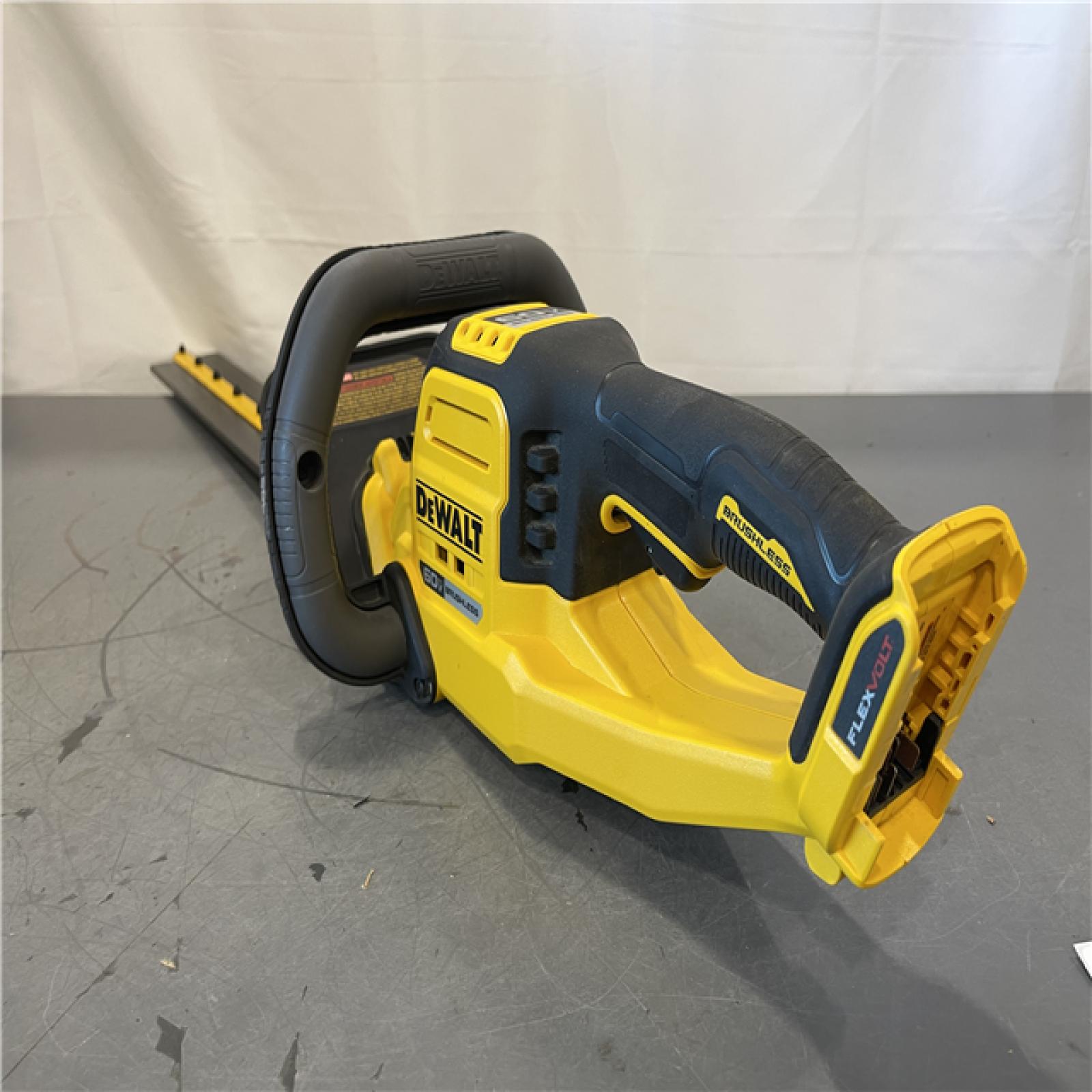 AS-IS- DeWalt FLEXVOLT 60V MAX 26 in. Brushless Cordless Battery Powered Hedge Trimmer