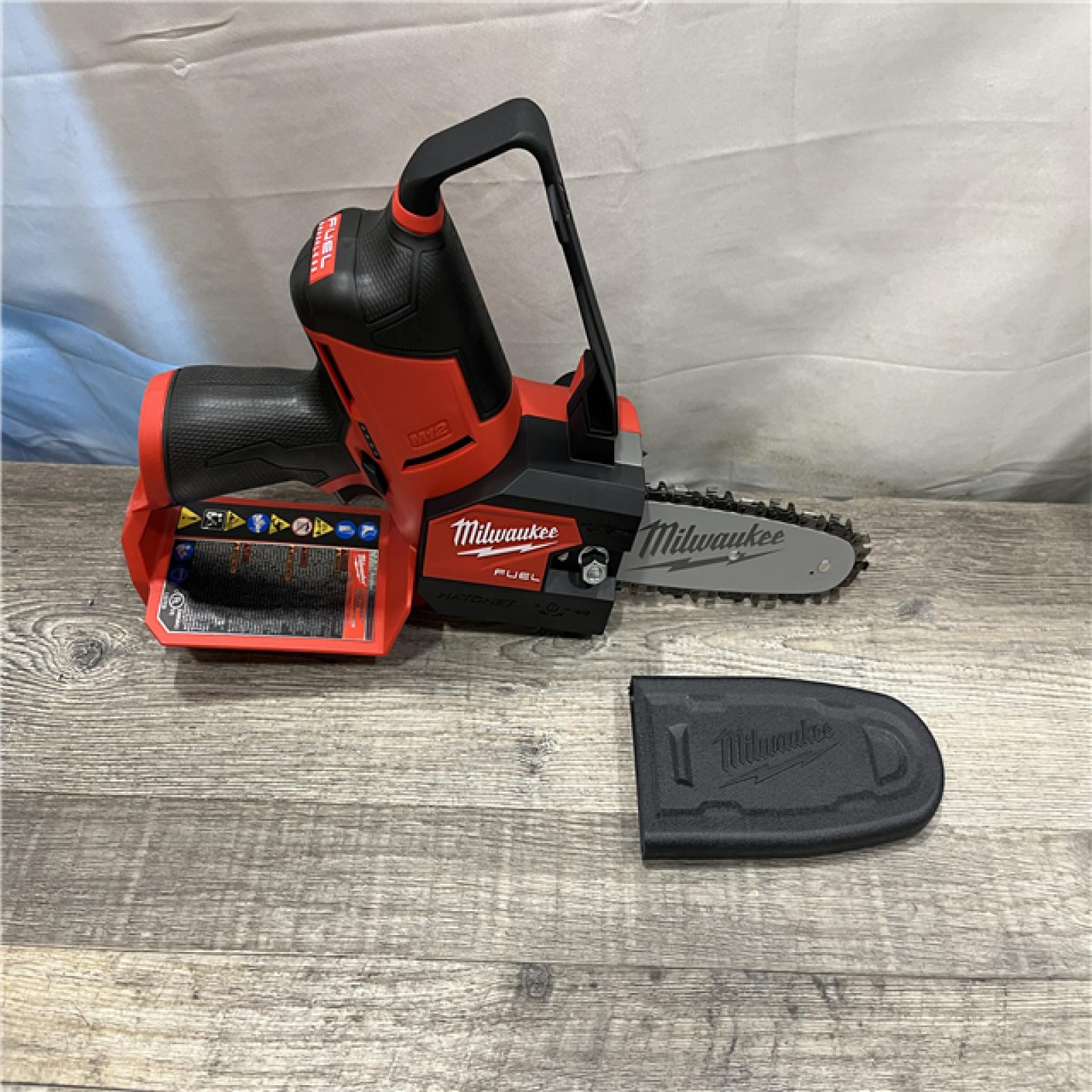 AS-IS Milwaukee FUEL 6 in. 12V Lithium-Ion Brushless Cordless Pruning Saw HATCHET (Tool-Only)