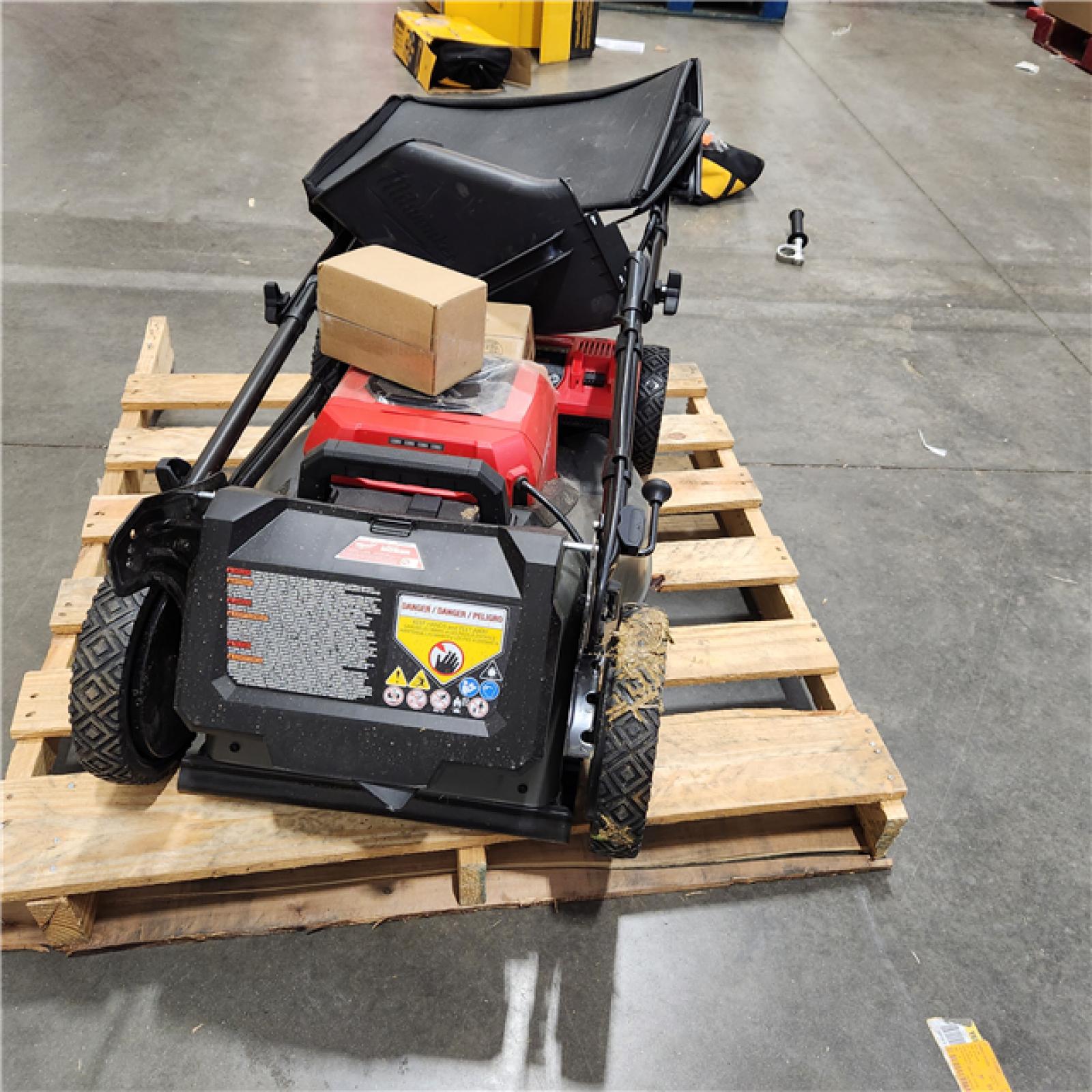 As-Is- Milwaukee M18 FUEL Brushless Cordless 21 in. Walk Behind Dual Battery Self-Propelled Mower Kit