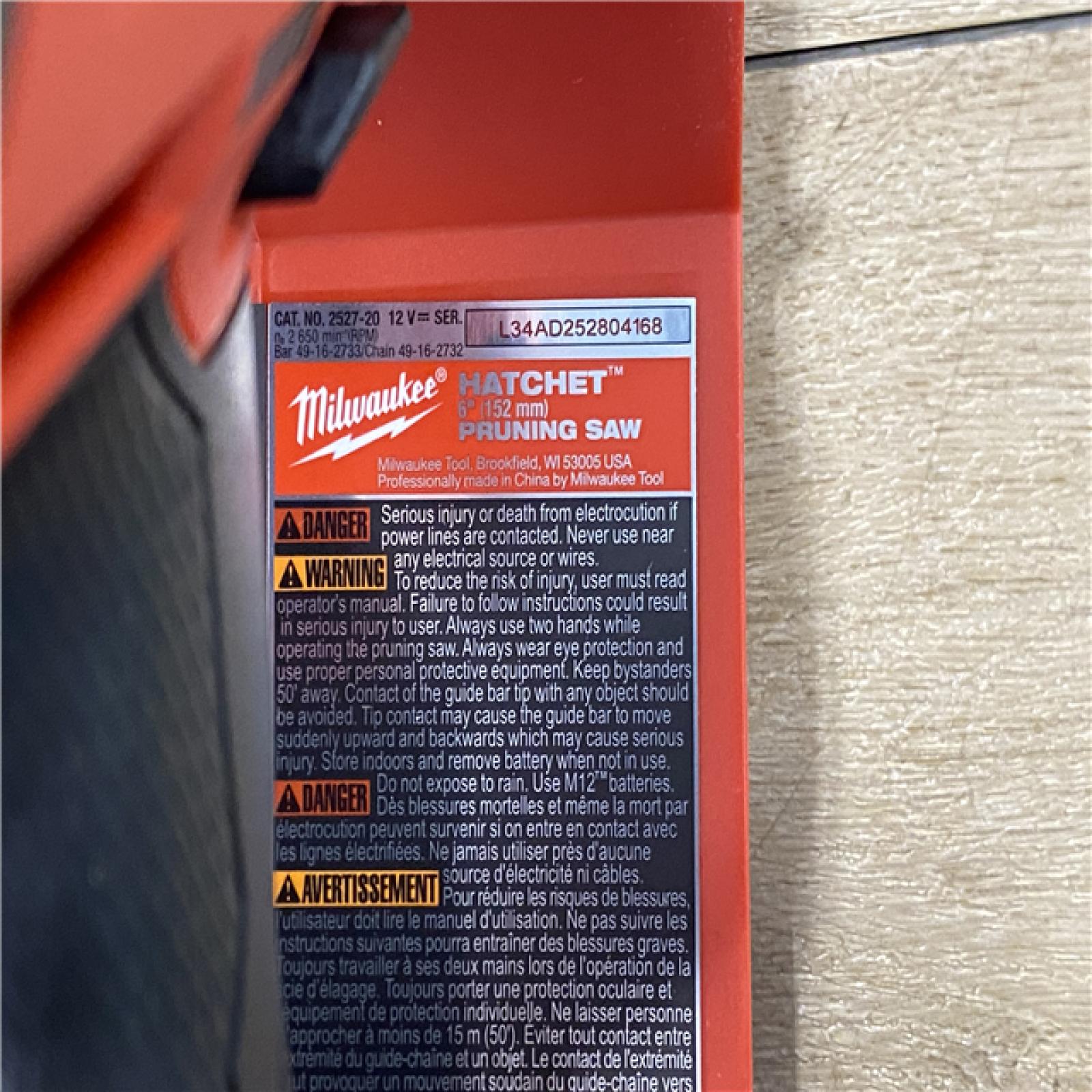 AS-IS Milwaukee FUEL 6 in. 12V Lithium-Ion Brushless Cordless Pruning Saw HATCHET (Tool-Only)