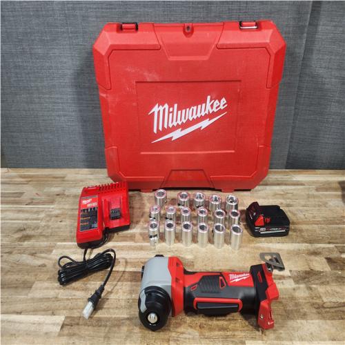 Houston Location AS-IS Milwaukee 2935CU-21S 18V M18 Cable Stripper Kit with 17 Cu THHN / XHHW Bushings 1.5 Ah