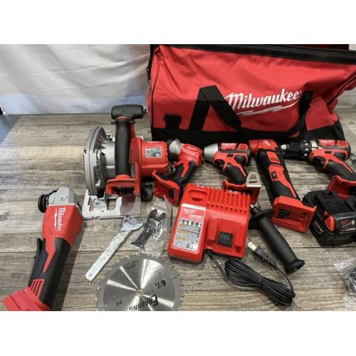 AS-IS Milwaukee 18-Volt Lithium-Ion Cordless (6-Tool) Combo Kit