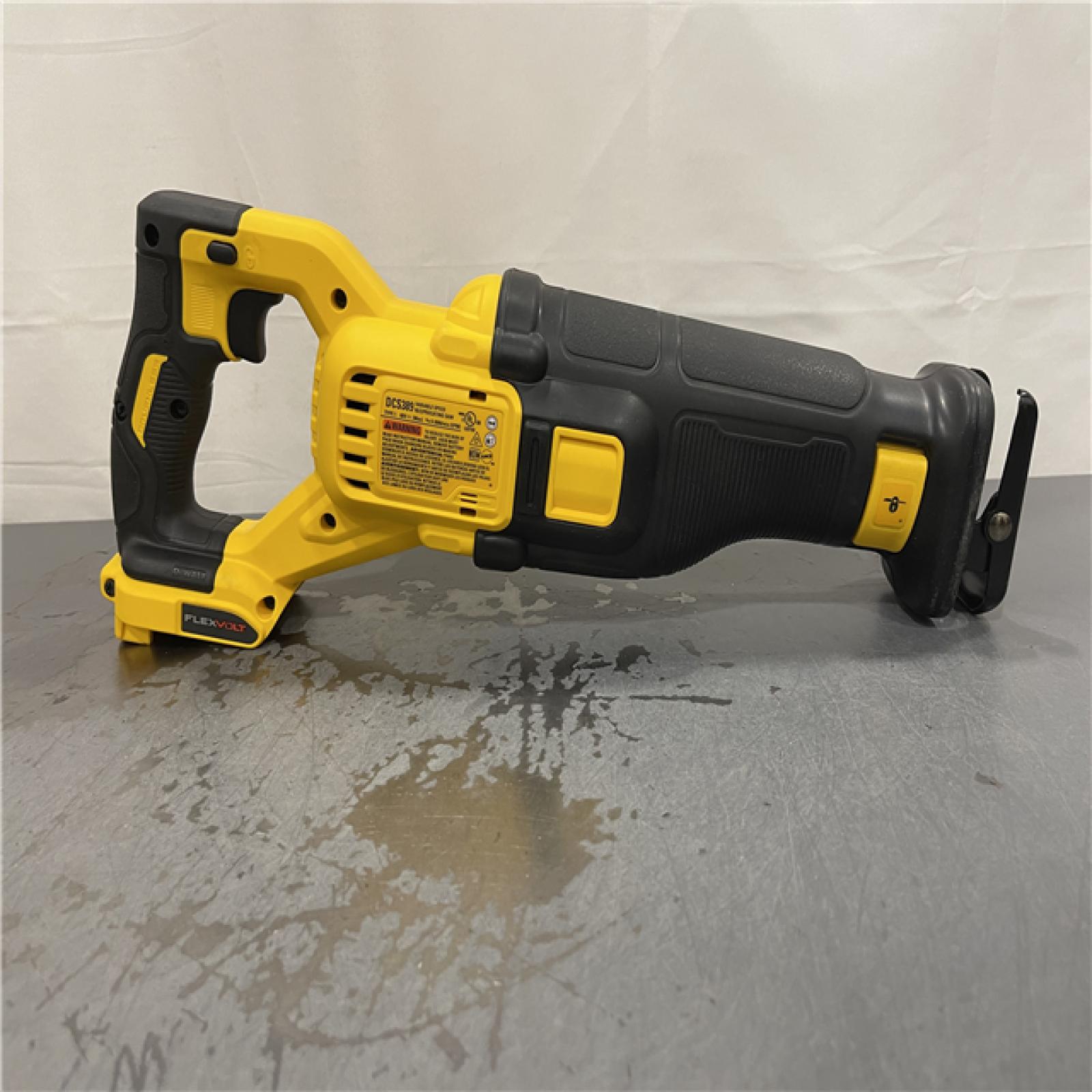 AS-IS - DeWalt FLEXVOLT 60V MAX Cordless Brushless Reciprocating Saw