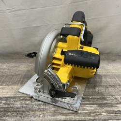 AS-IS DEWALT 20-Volt MAX 7-1/4 in. Cordless Circular Saw (Tool Only)