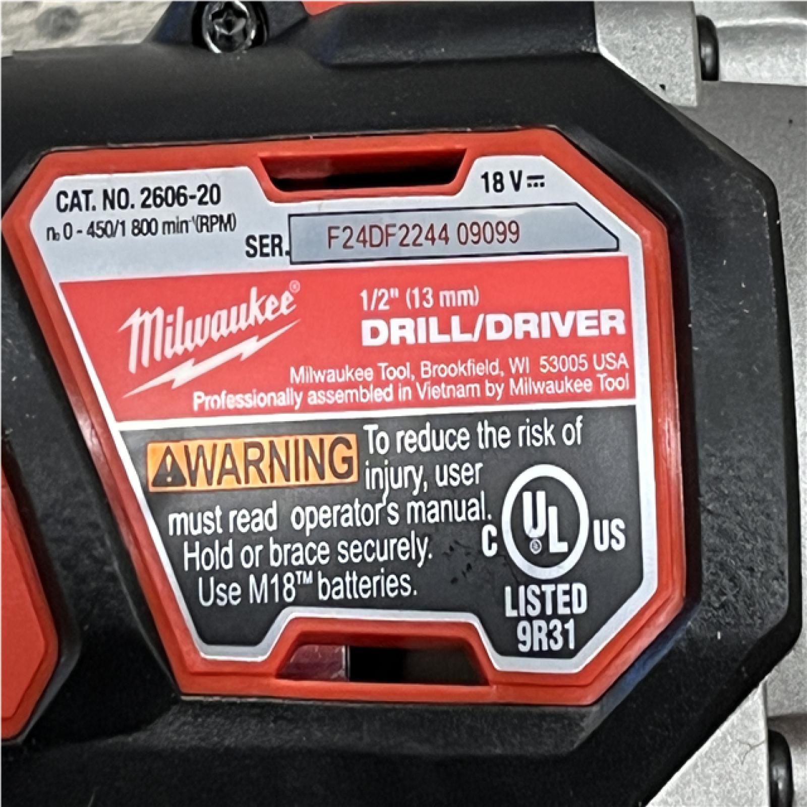 AS-IS Milwaukee 18V Lithium-Ion Cordless Drill Driver/Impact Driver Combo Kit