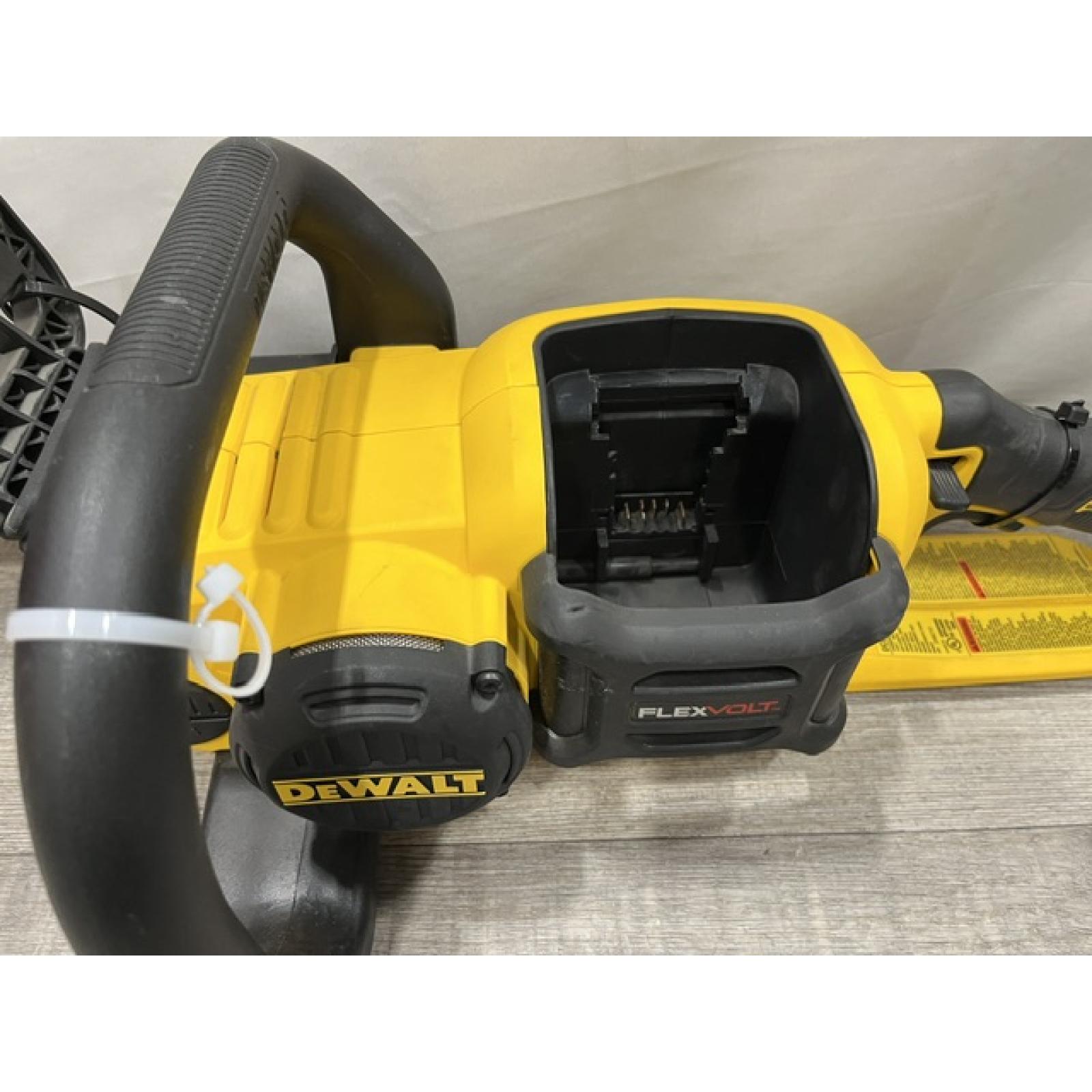 AS-IS DEWALT FLEXVOLT 60V MAX 16in. Brushless Cordless Chainsaw (Tool Only)
