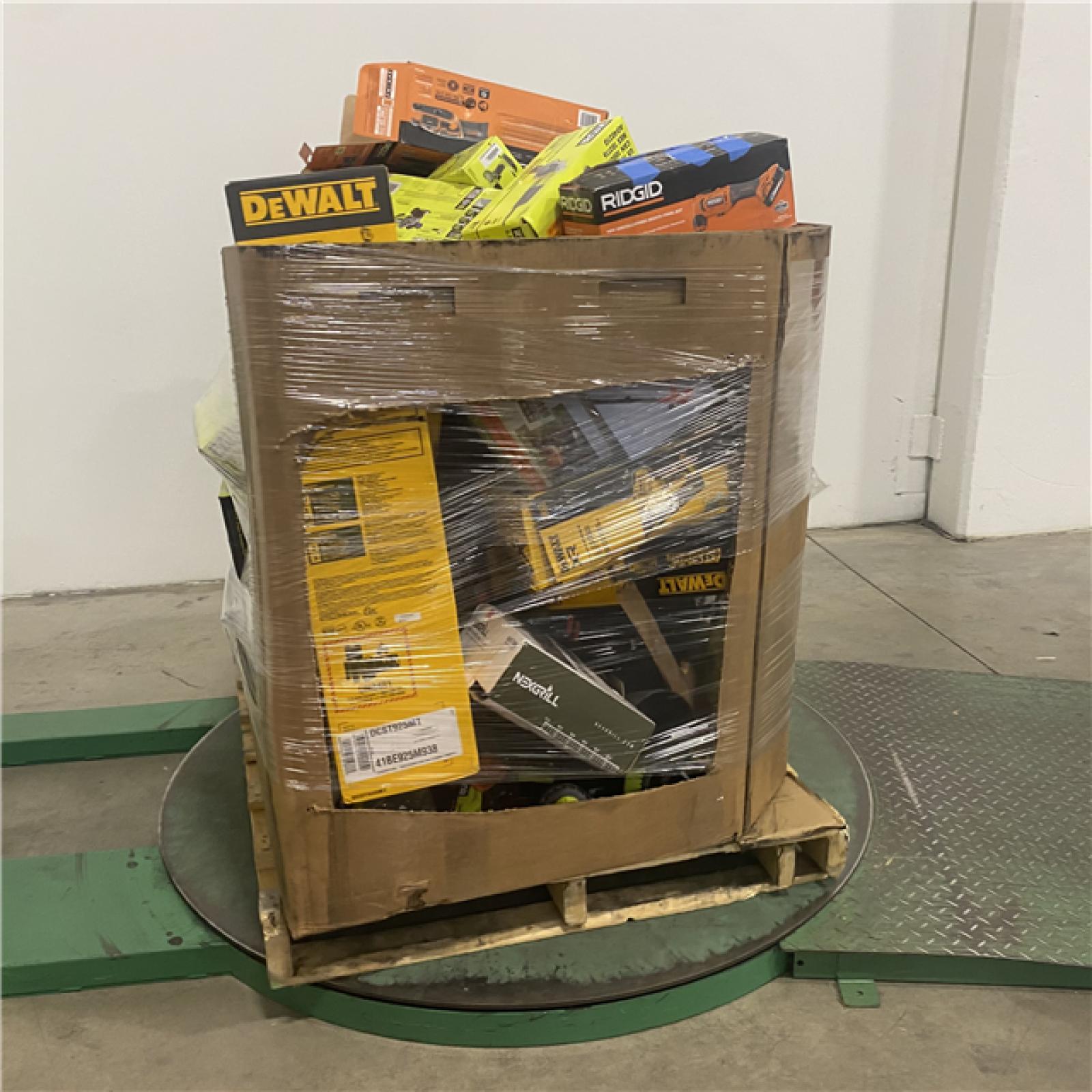 Dallas Location - As-Is Tool Pallet