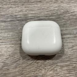 AS-IS Apple Airpods 4 Wireless Charging Case