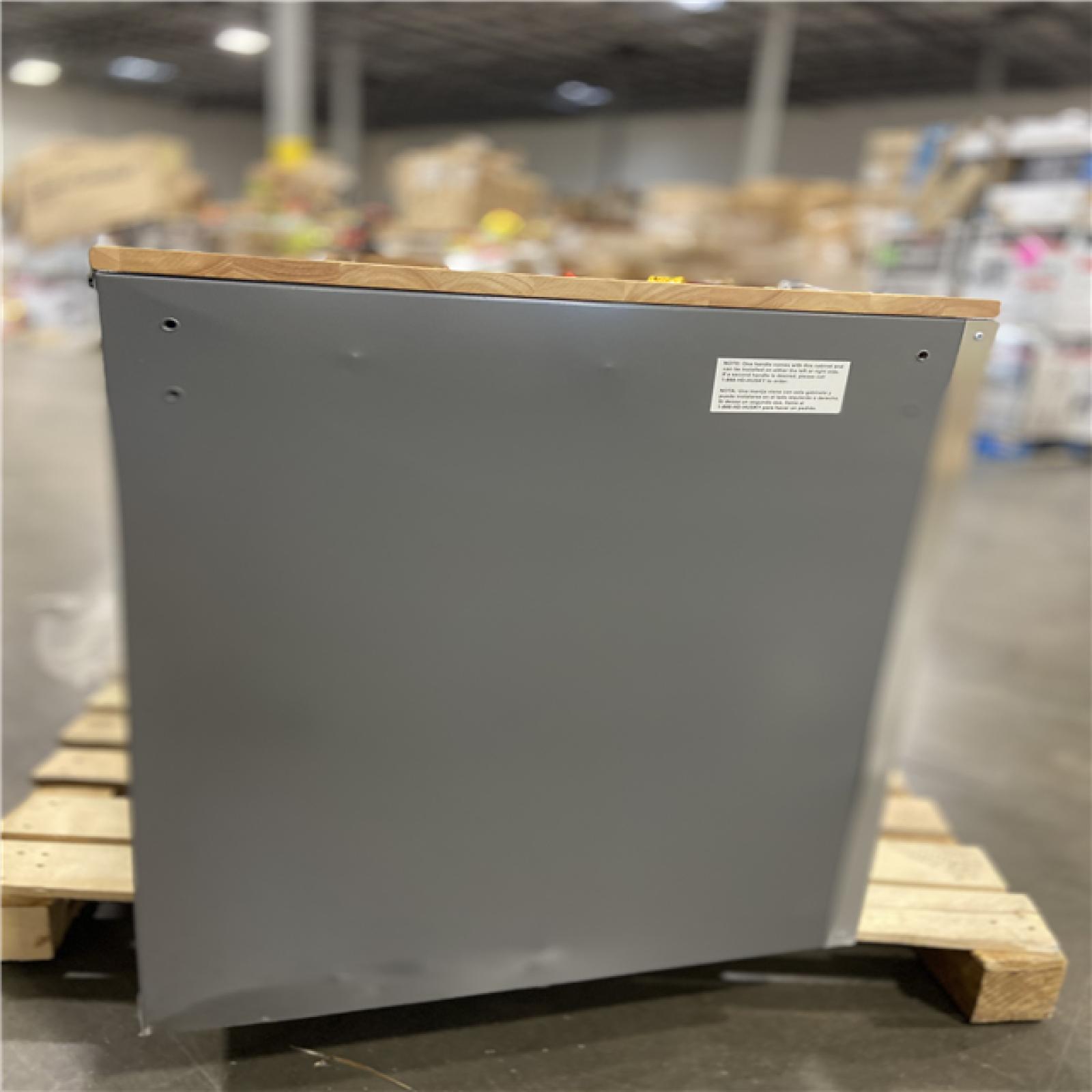 DALLAS LOCATION - Husky Tool Storage 52 in. W x 25 in. D Standard Duty Gloss Gray Mobile Workbench Tool Chest