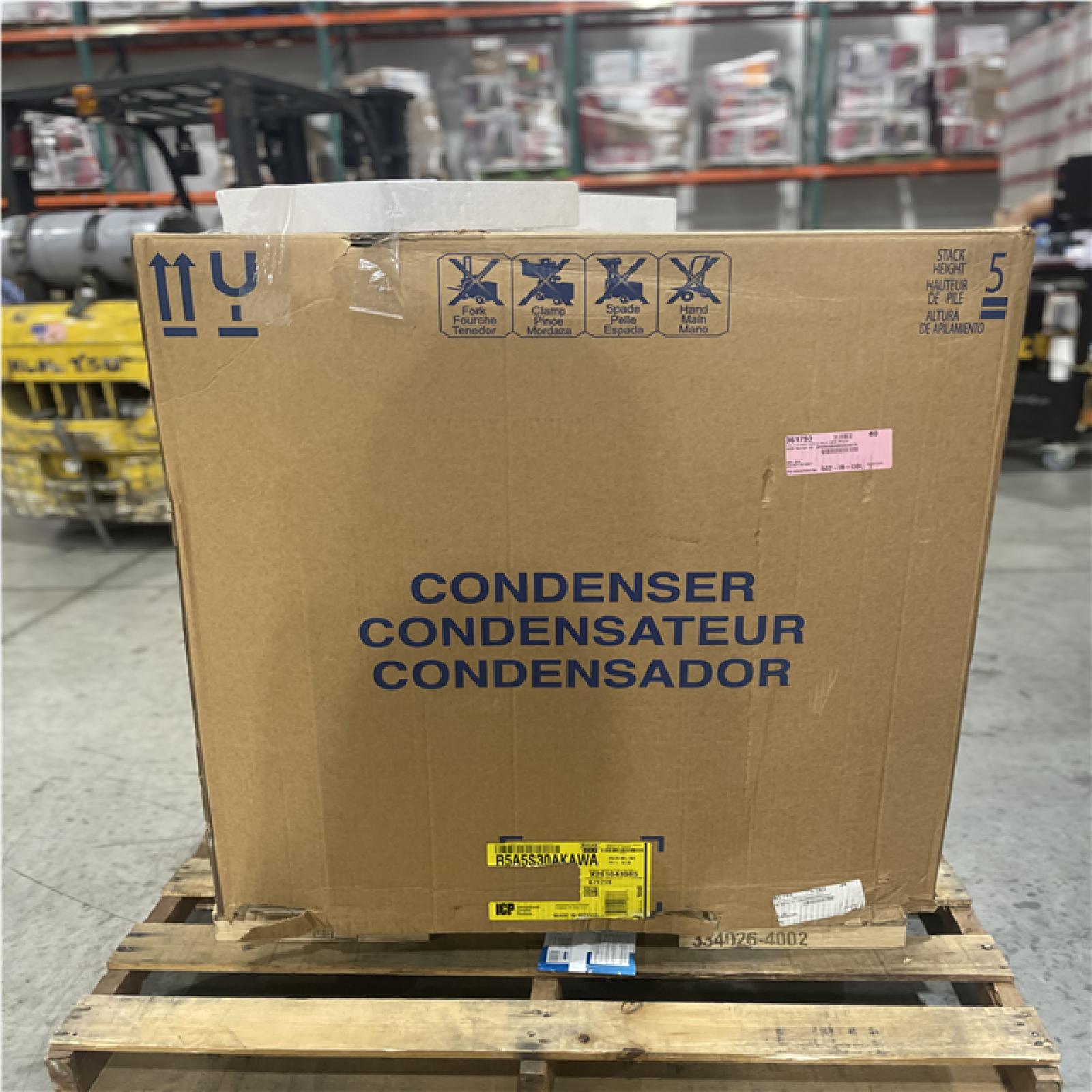 DALLAS LOCATION- AS-IS Smartcomfort® By Carrier 2.5 Ton 14.3 Seer2 Condensing Unit R-454b
