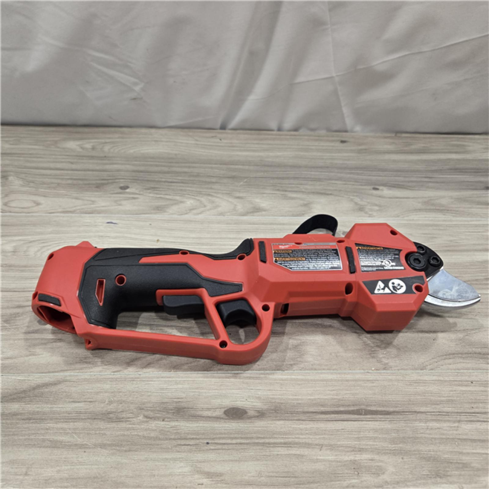 AS-IS Milwaukee M12 2534-21 Steel Curved Cordless Pruner